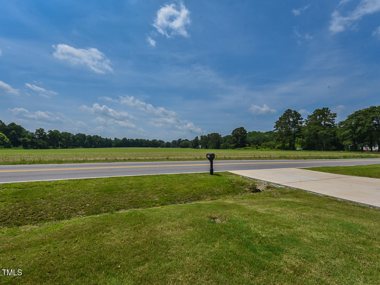 710 Country Road