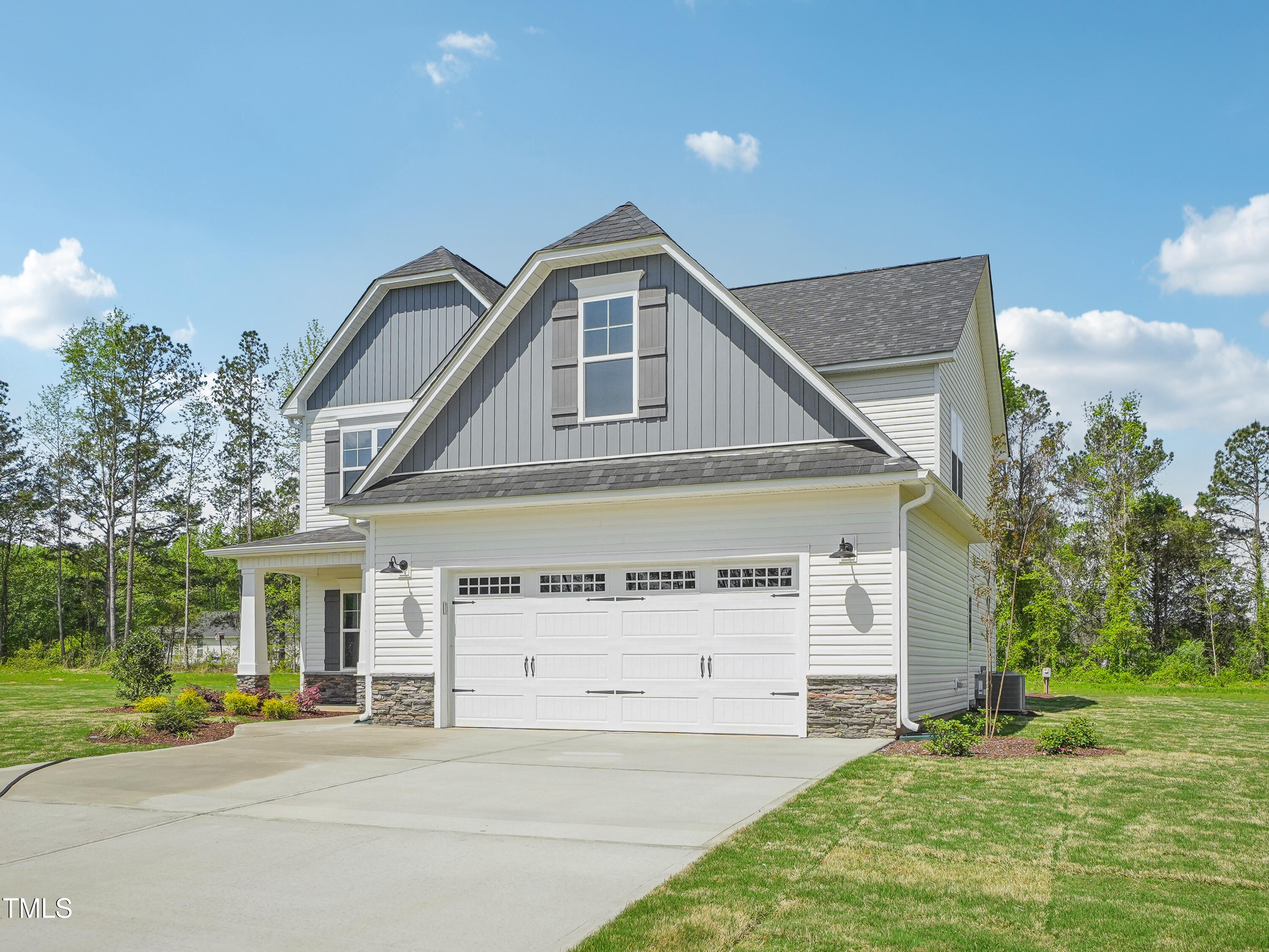 18 Hewitt Woods Drive