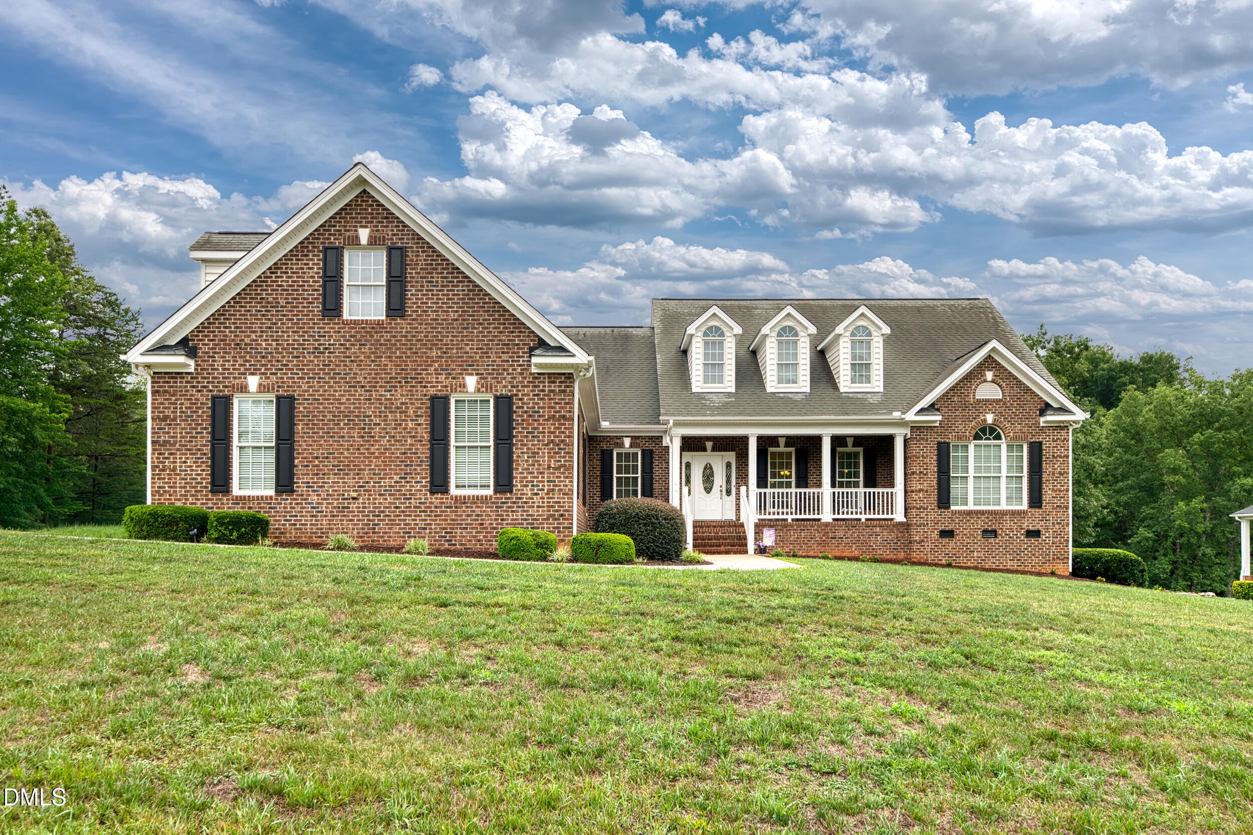 330 Cardens Cove Road