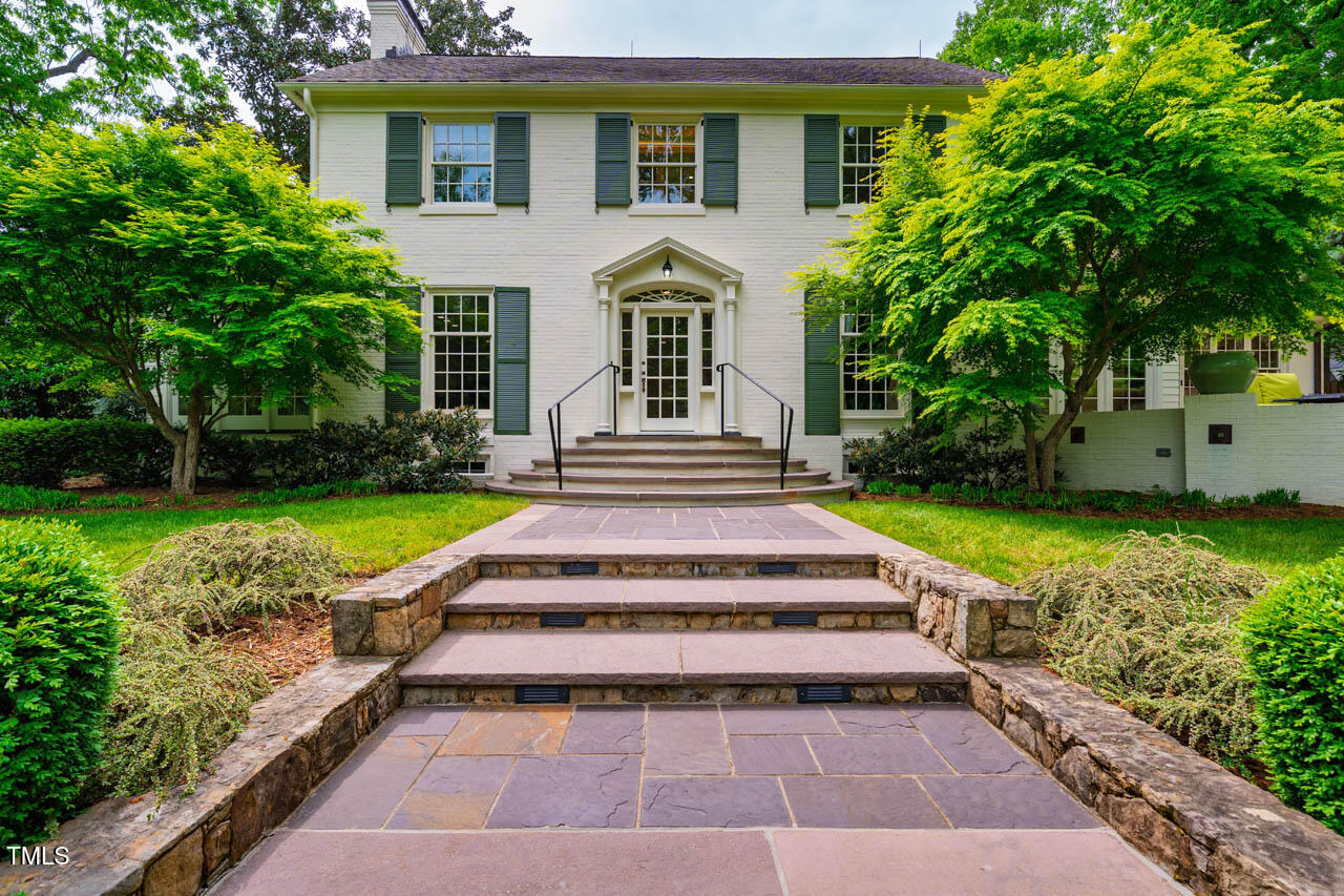 220 Glandon Drive