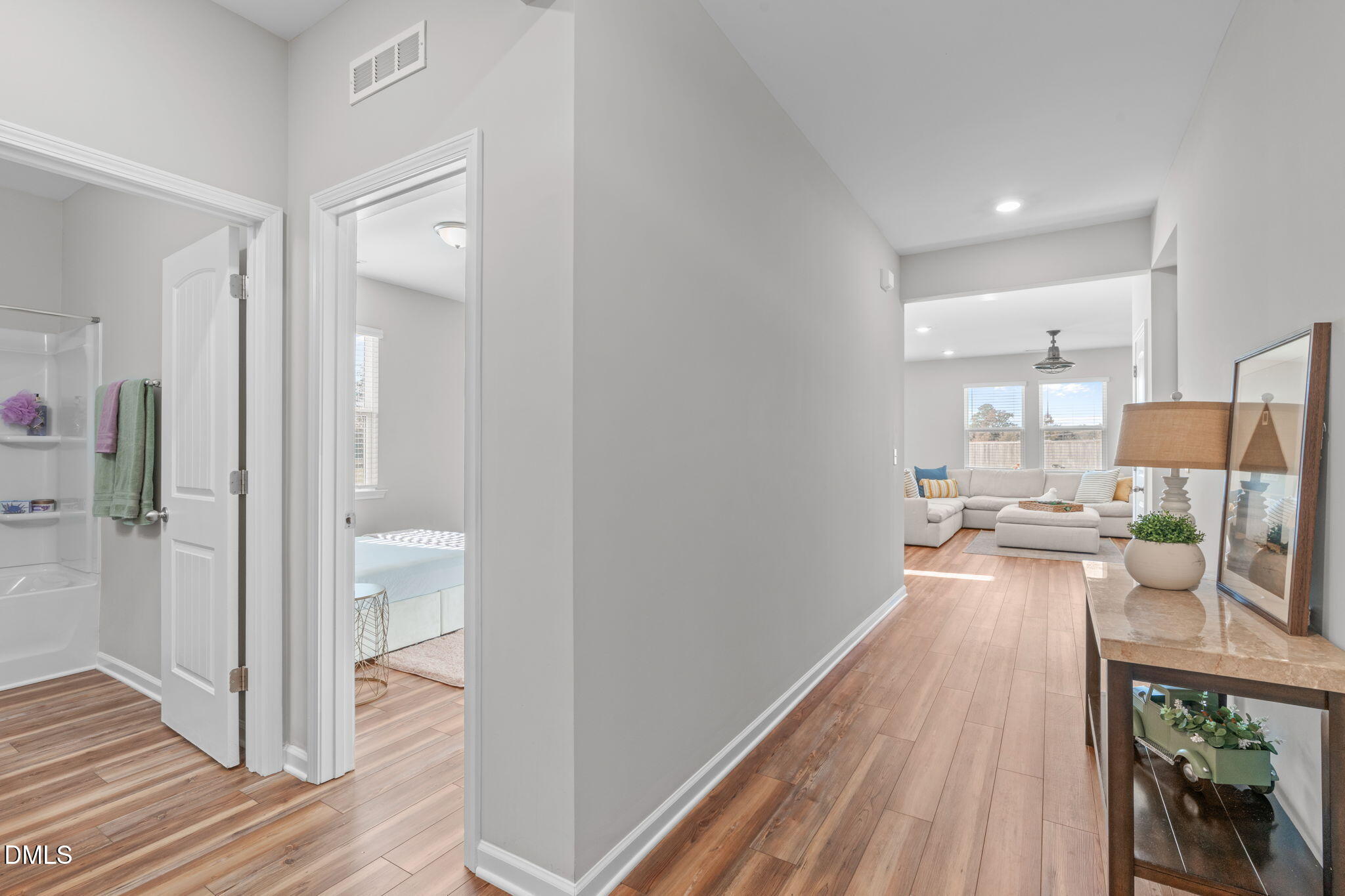 20 White Quartz Place