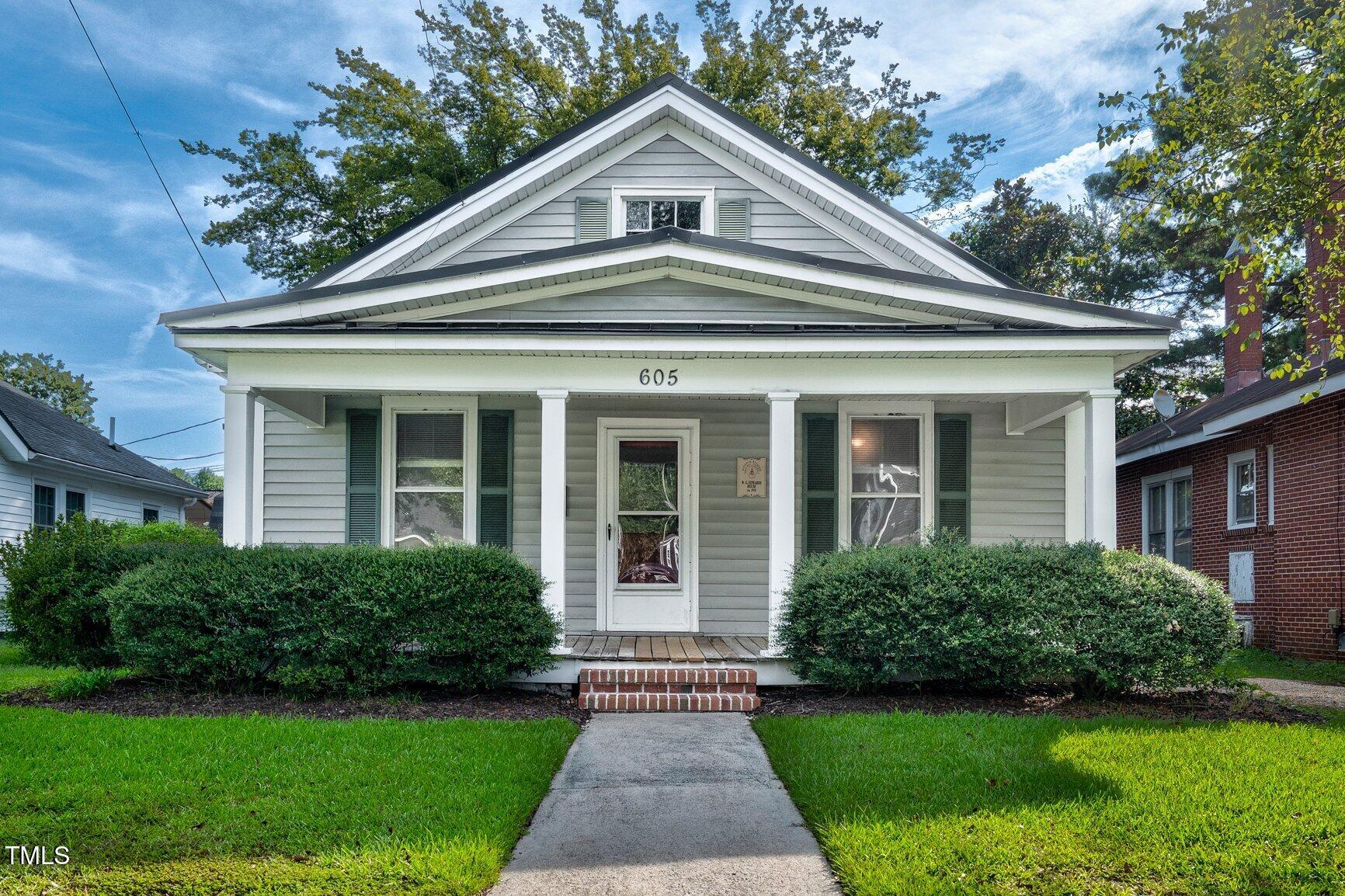 605 Saint David Street