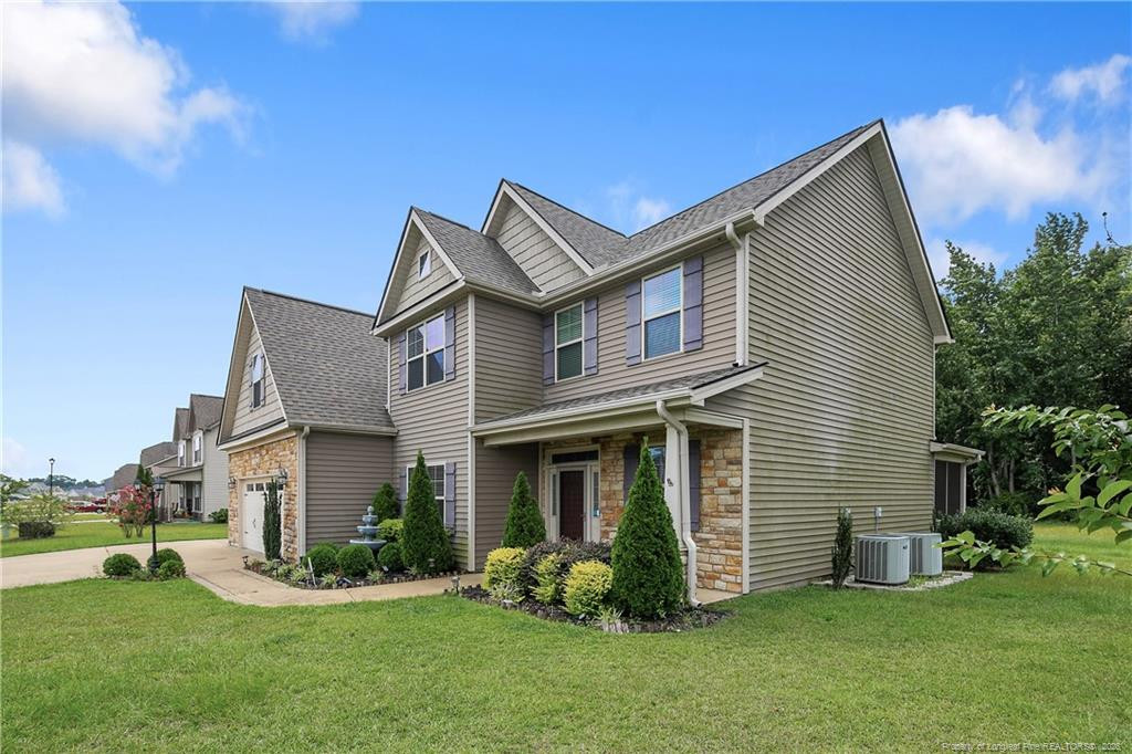 945 Pecan Grove Loop