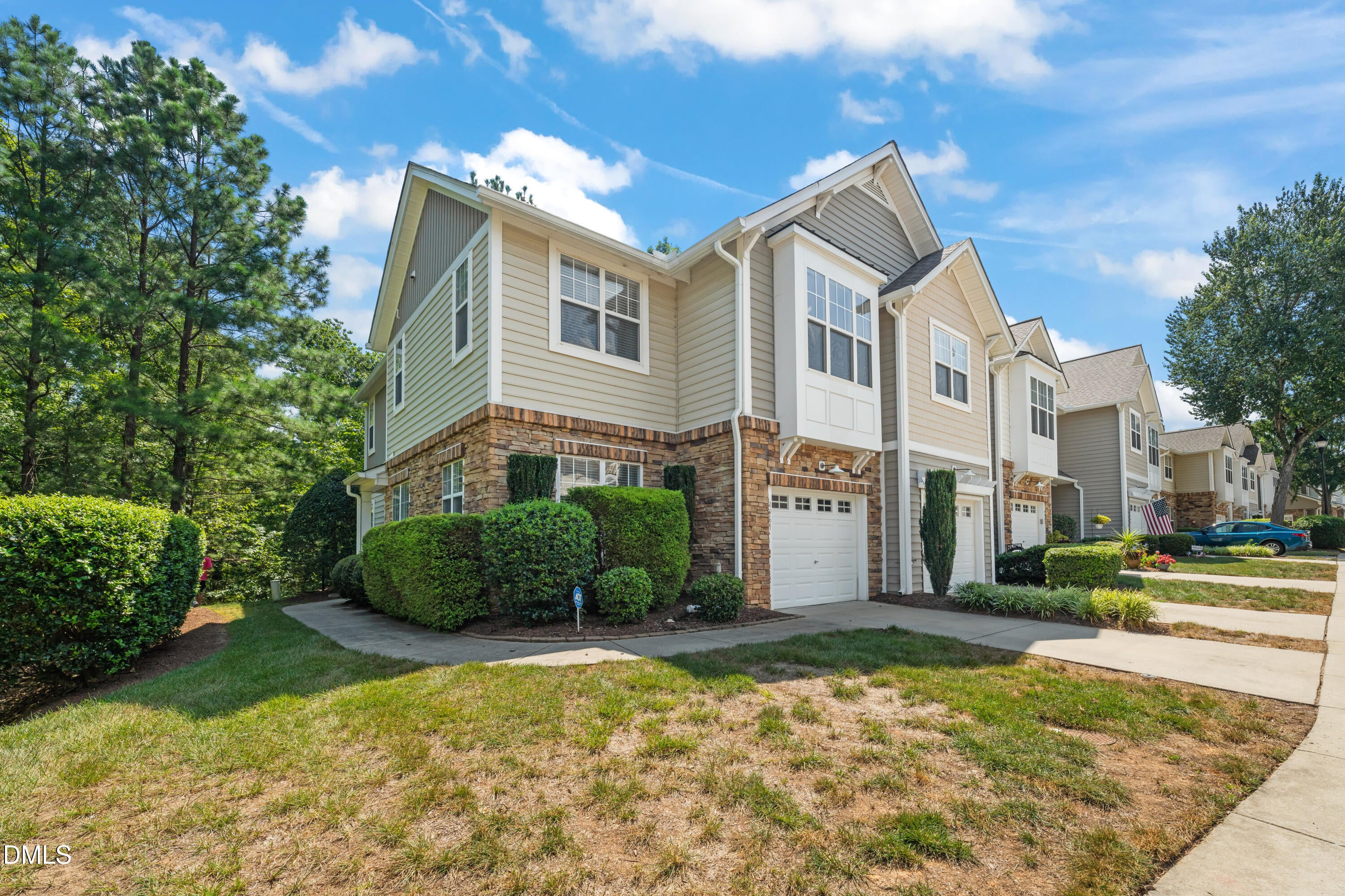 4961 Lady Of The Lake Drive