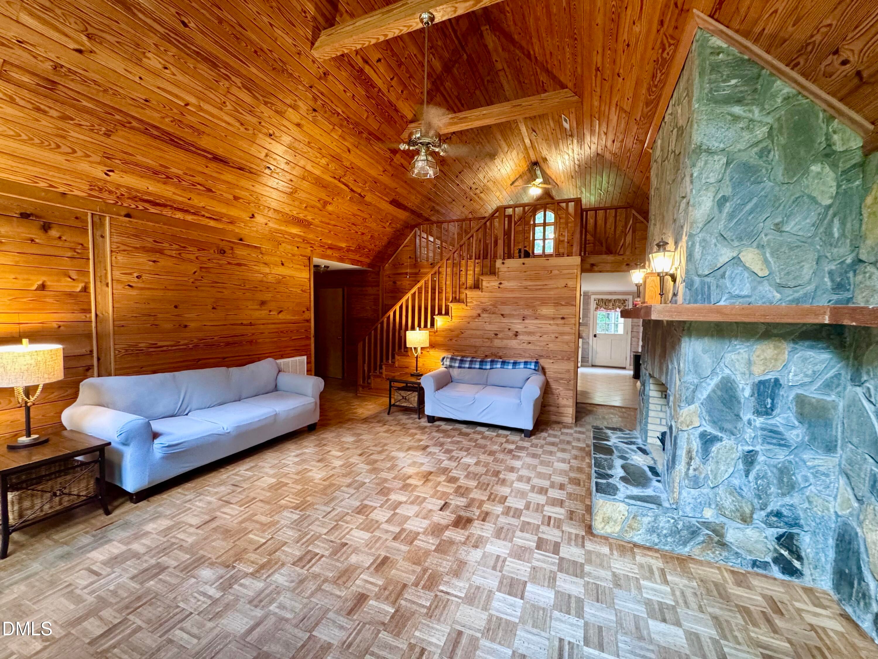 136 Poplar Lane