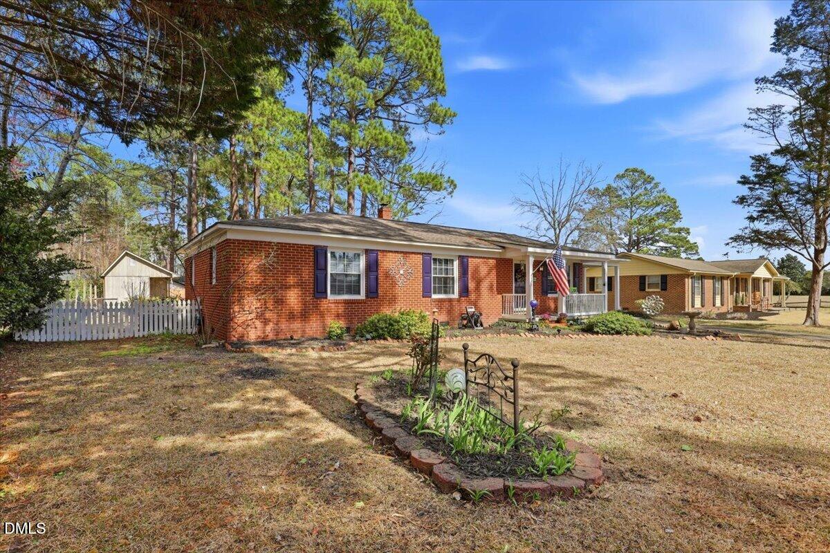 105 E Stevens Street