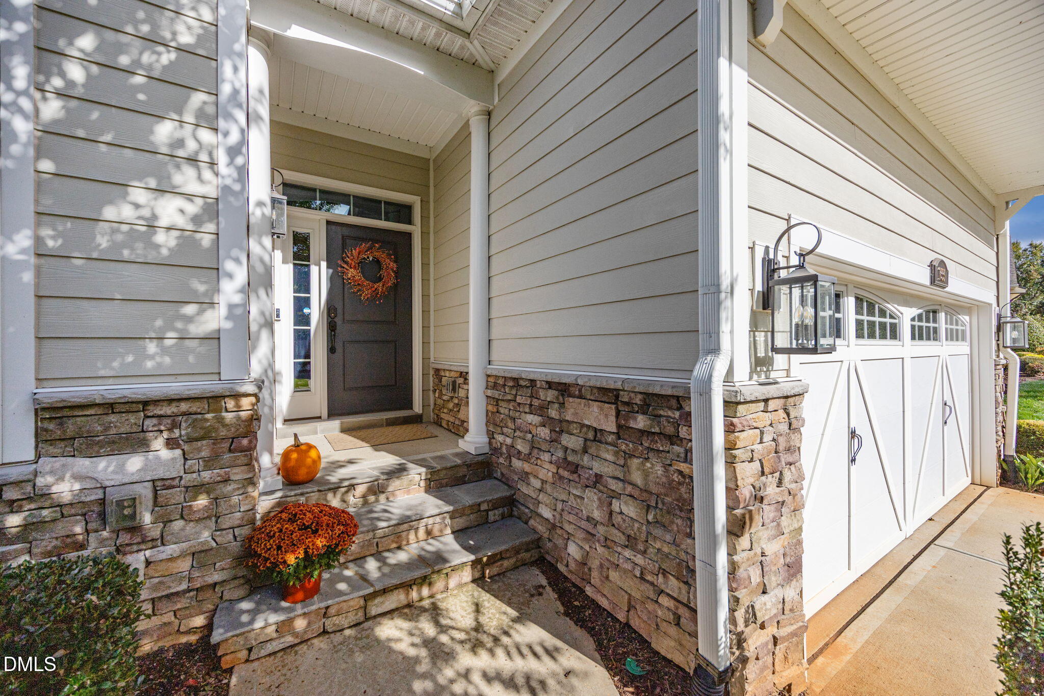 1733 Hasentree Villa Lane