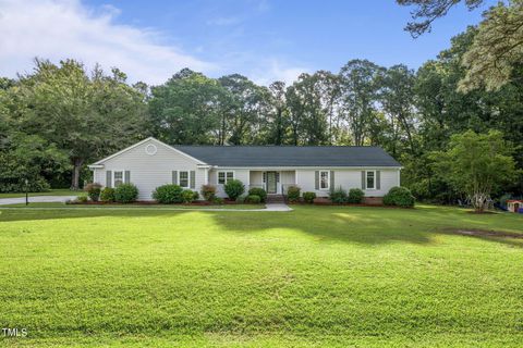 Single Family Residence in Lillington NC 161 Lynch Avenue 42.jpg