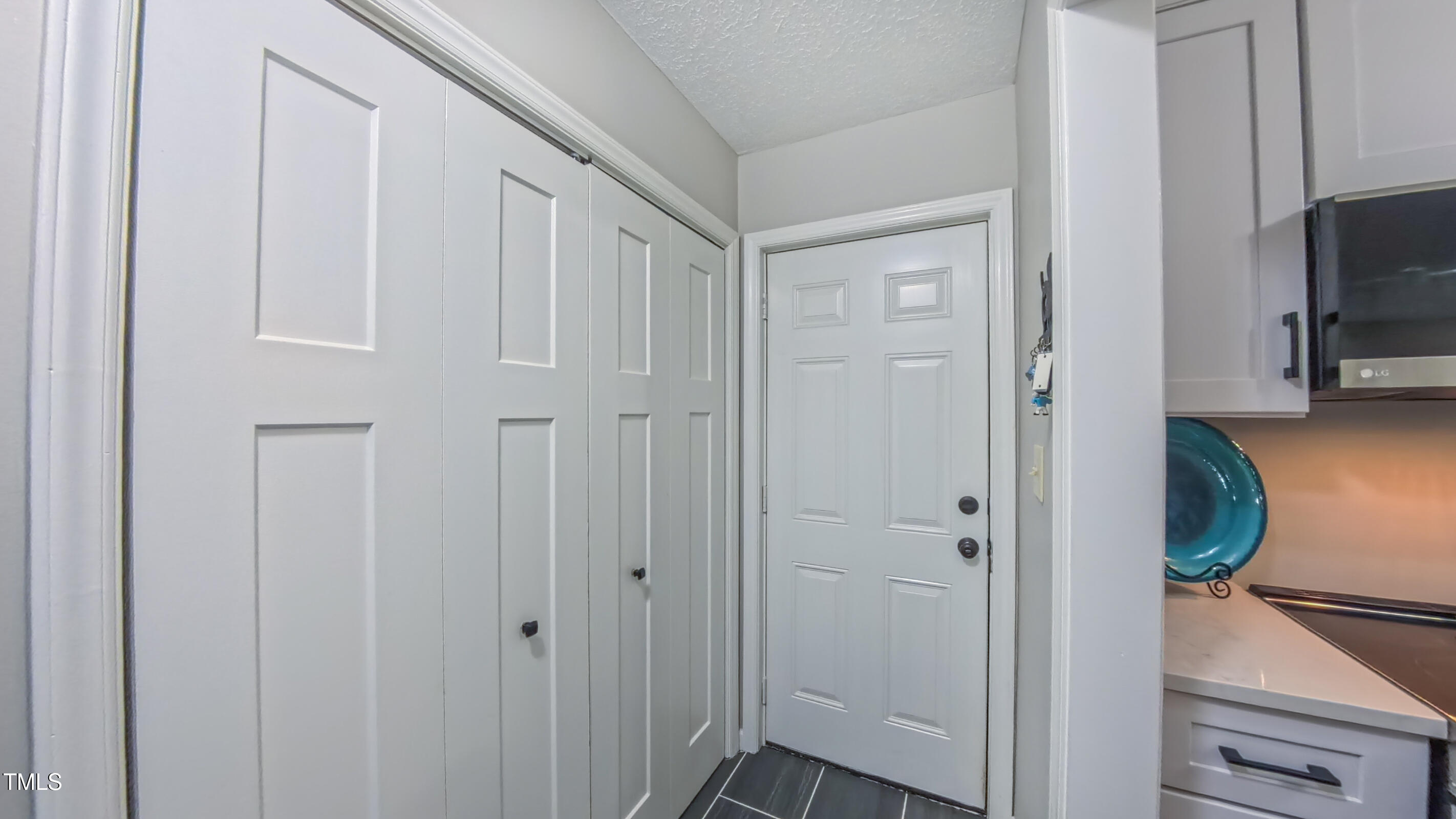 Pittsboro, North Carolina 27312, United States, 3 Bedrooms Bedrooms, ,2 BathroomsBathrooms,Residential,Pending,130501