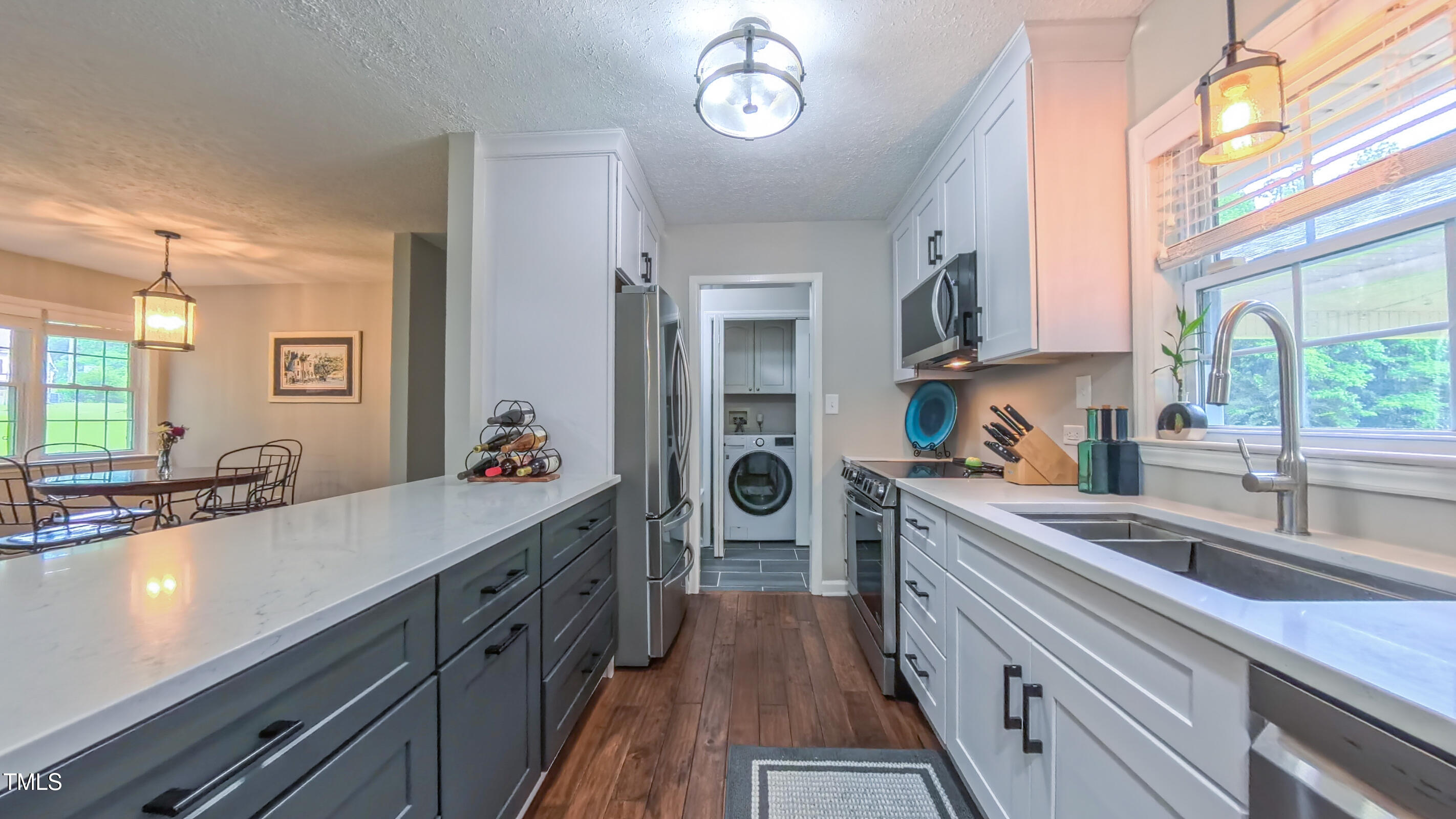 Pittsboro, North Carolina 27312, United States, 3 Bedrooms Bedrooms, ,2 BathroomsBathrooms,Residential,Pending,130501