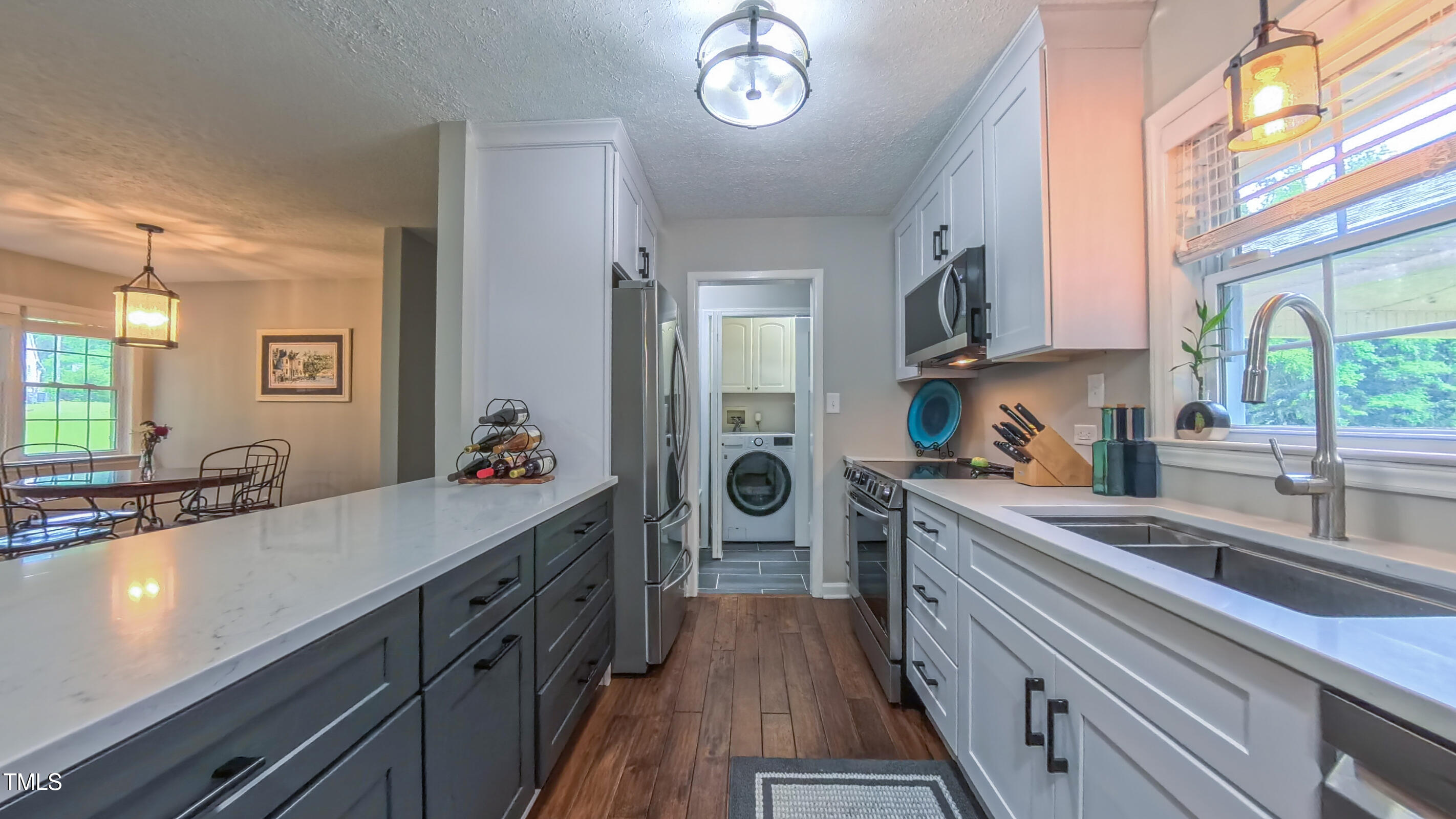 Pittsboro, North Carolina 27312, United States, 3 Bedrooms Bedrooms, ,2 BathroomsBathrooms,Residential,Pending,130501