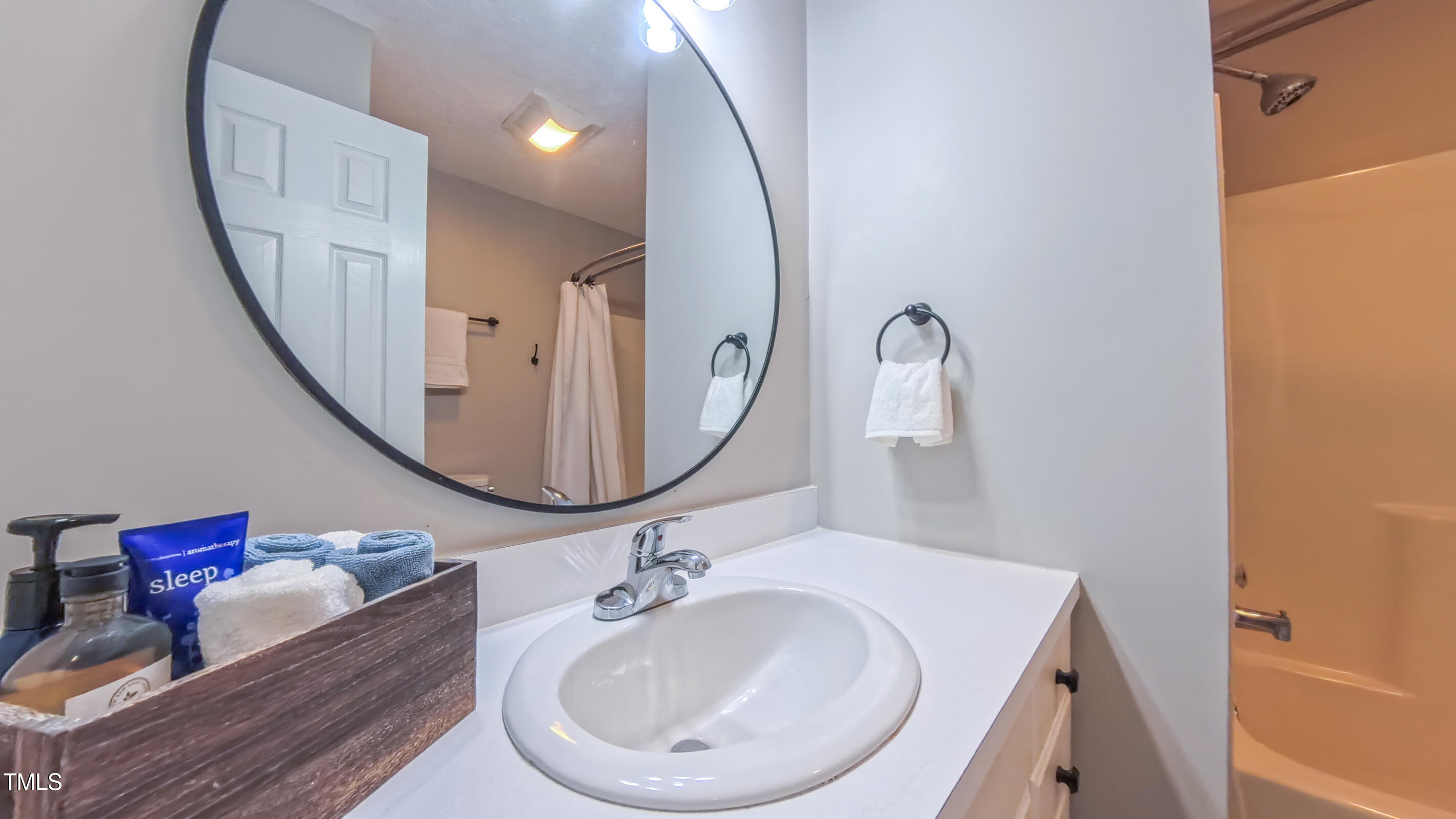 Pittsboro, North Carolina 27312, United States, 3 Bedrooms Bedrooms, ,2 BathroomsBathrooms,Residential,Pending,130501