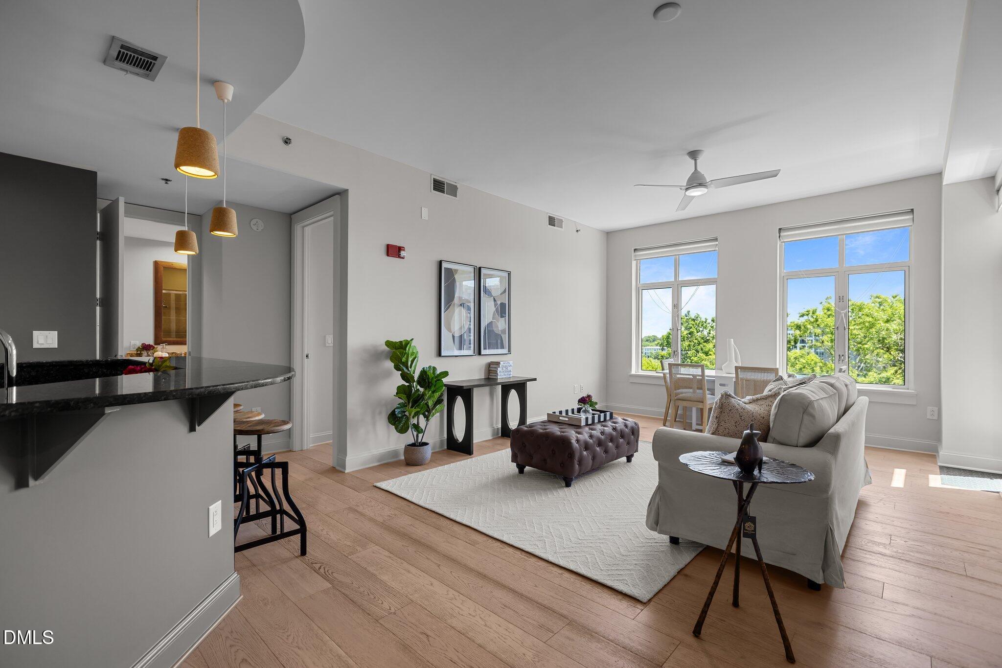 618 N Boylan Avenue 810