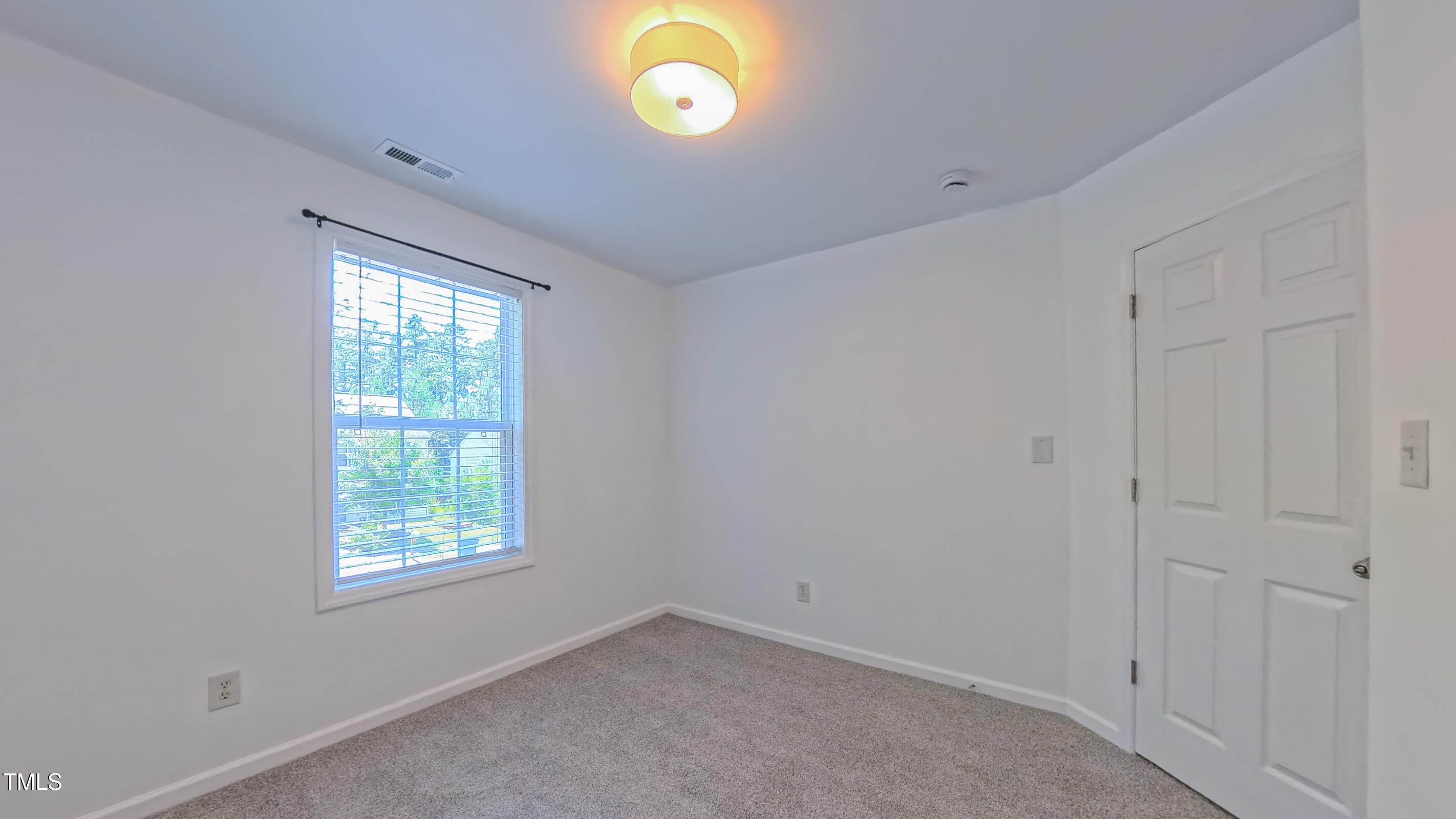 Durham, North Carolina 27704, United States, 4 Bedrooms Bedrooms, ,3 BathroomsBathrooms,Residential,Pending,153641