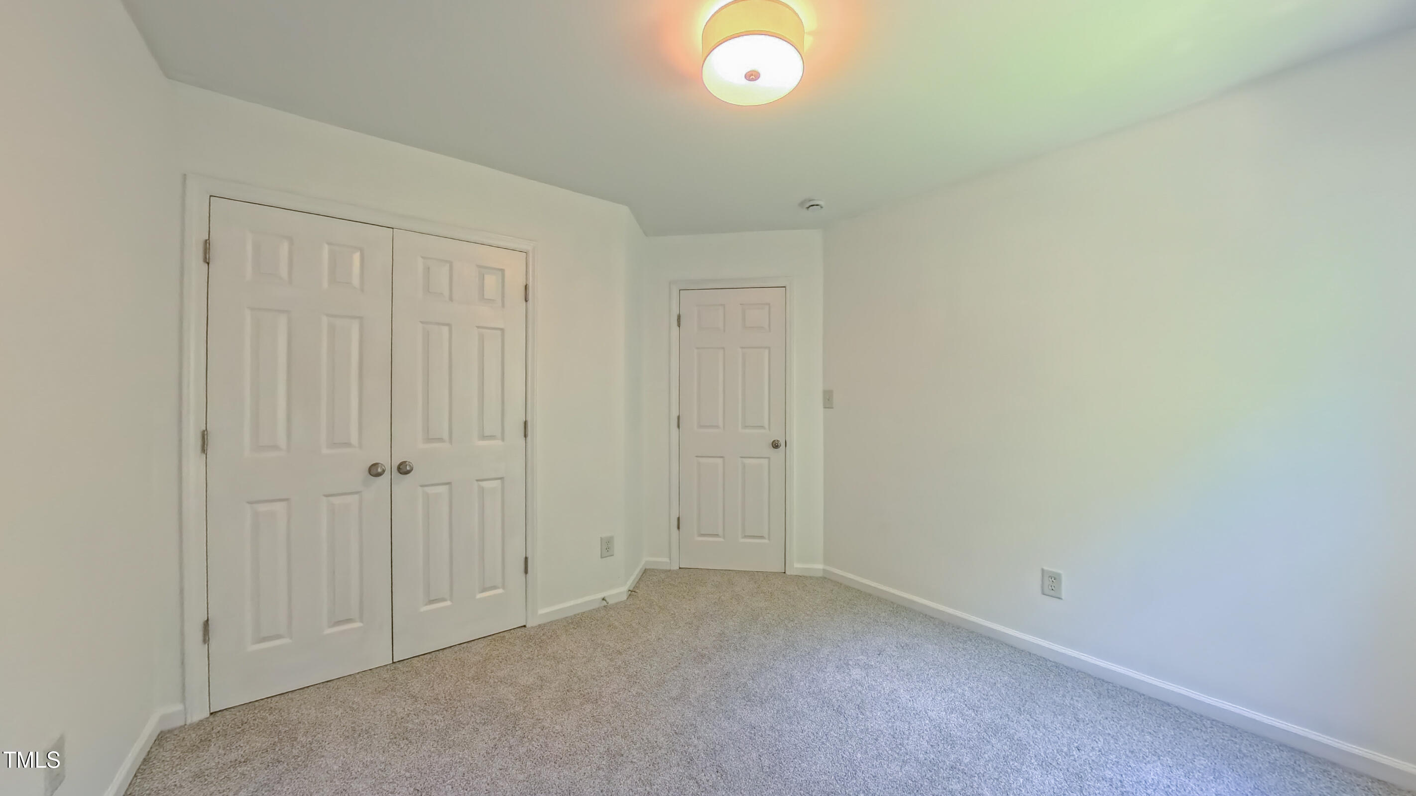 Durham, North Carolina 27704, United States, 4 Bedrooms Bedrooms, ,3 BathroomsBathrooms,Residential,Pending,153641