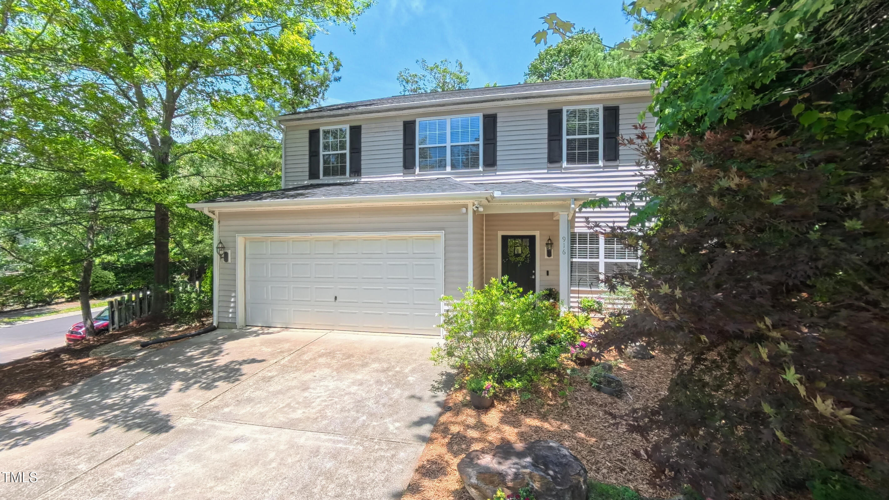 Durham, North Carolina 27704, United States, 4 Bedrooms Bedrooms, ,3 BathroomsBathrooms,Residential,Pending,153641