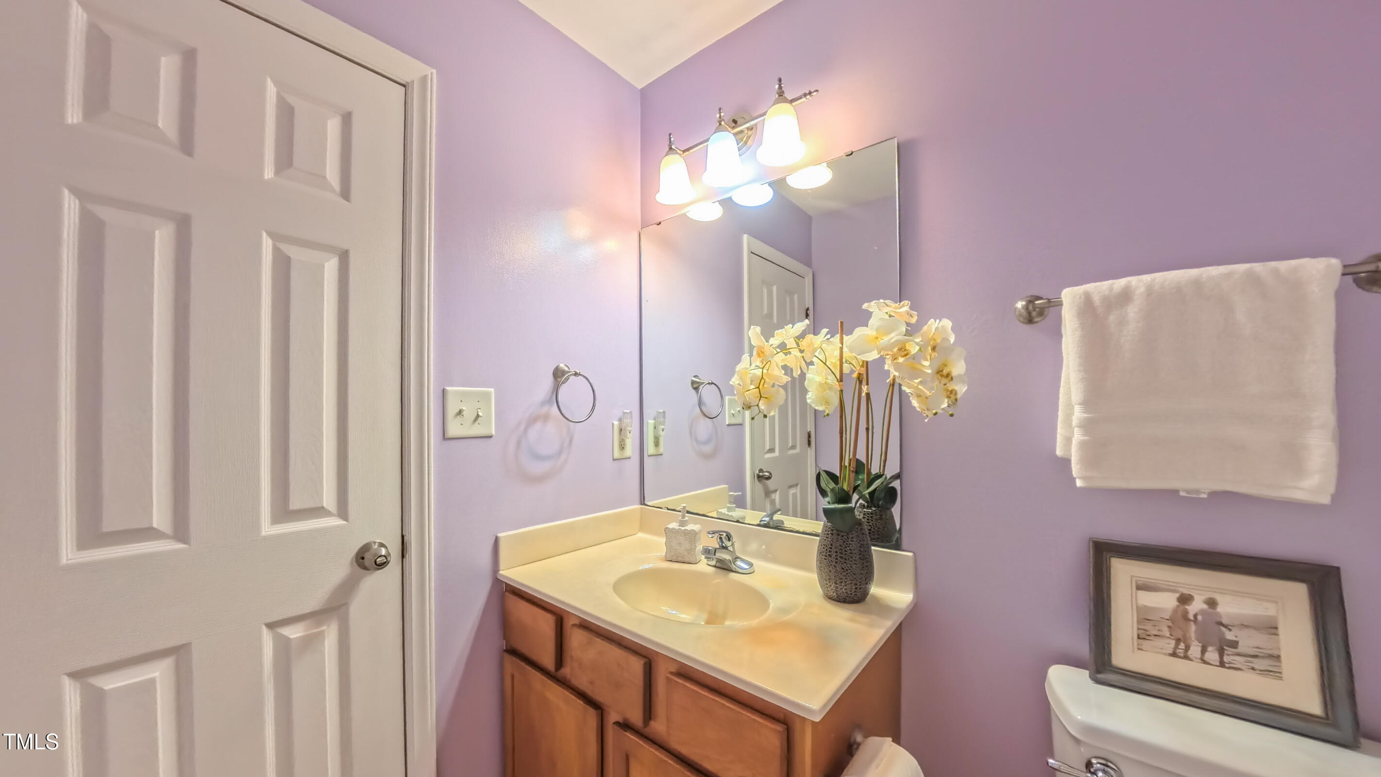 Durham, North Carolina 27704, United States, 4 Bedrooms Bedrooms, ,3 BathroomsBathrooms,Residential,Pending,153641