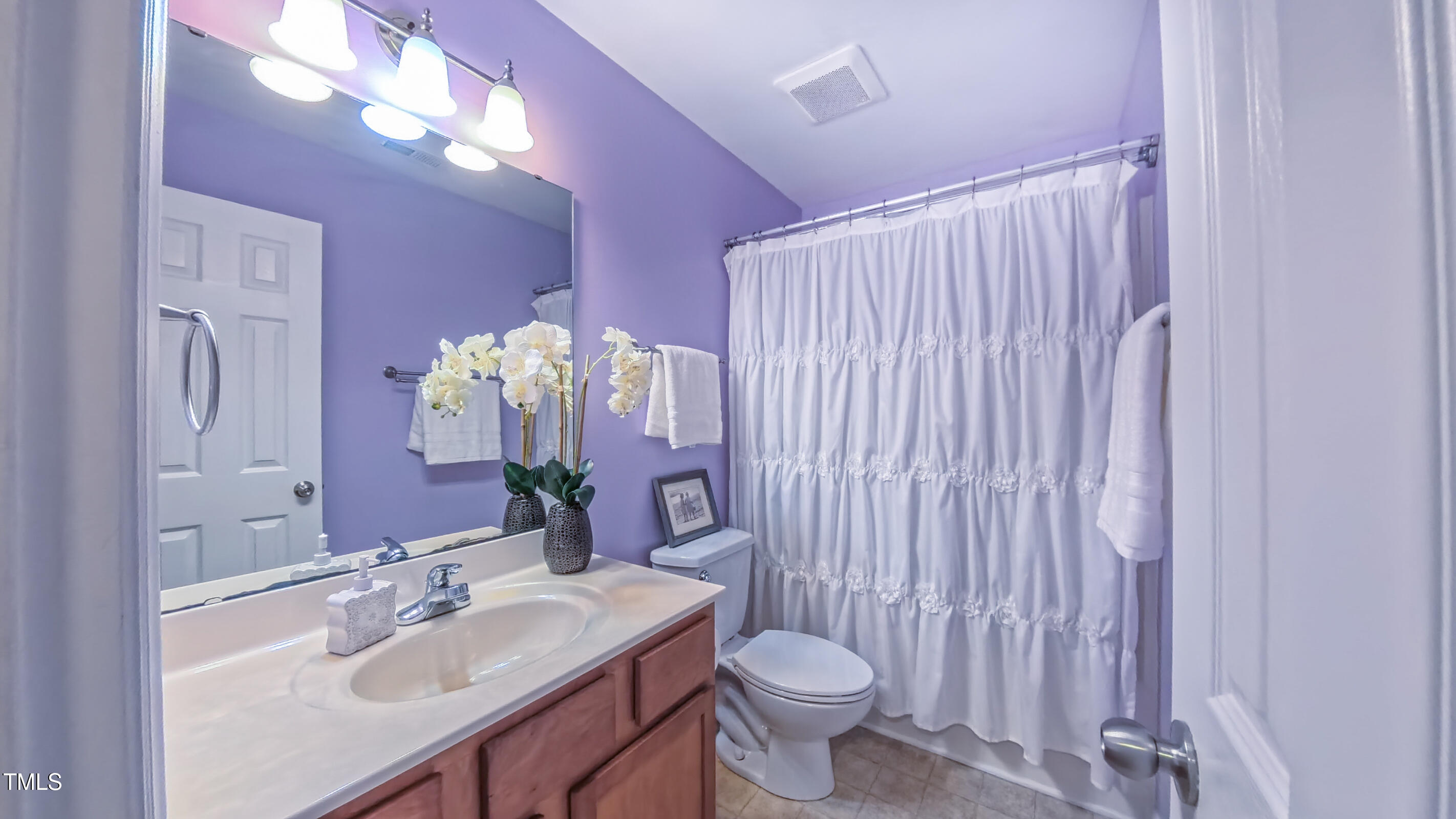 Durham, North Carolina 27704, United States, 4 Bedrooms Bedrooms, ,3 BathroomsBathrooms,Residential,Pending,153641