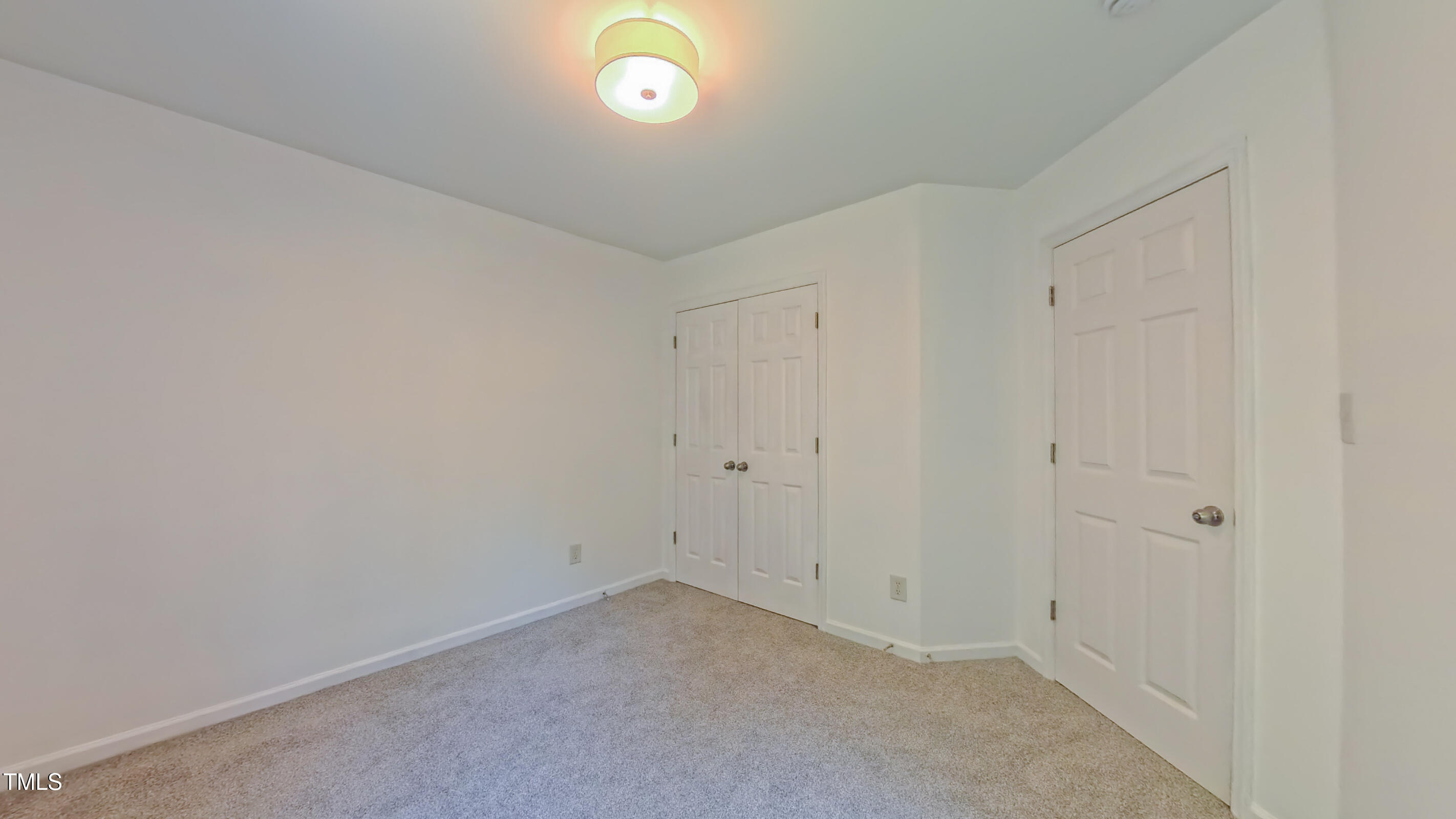 Durham, North Carolina 27704, United States, 4 Bedrooms Bedrooms, ,3 BathroomsBathrooms,Residential,Pending,153641