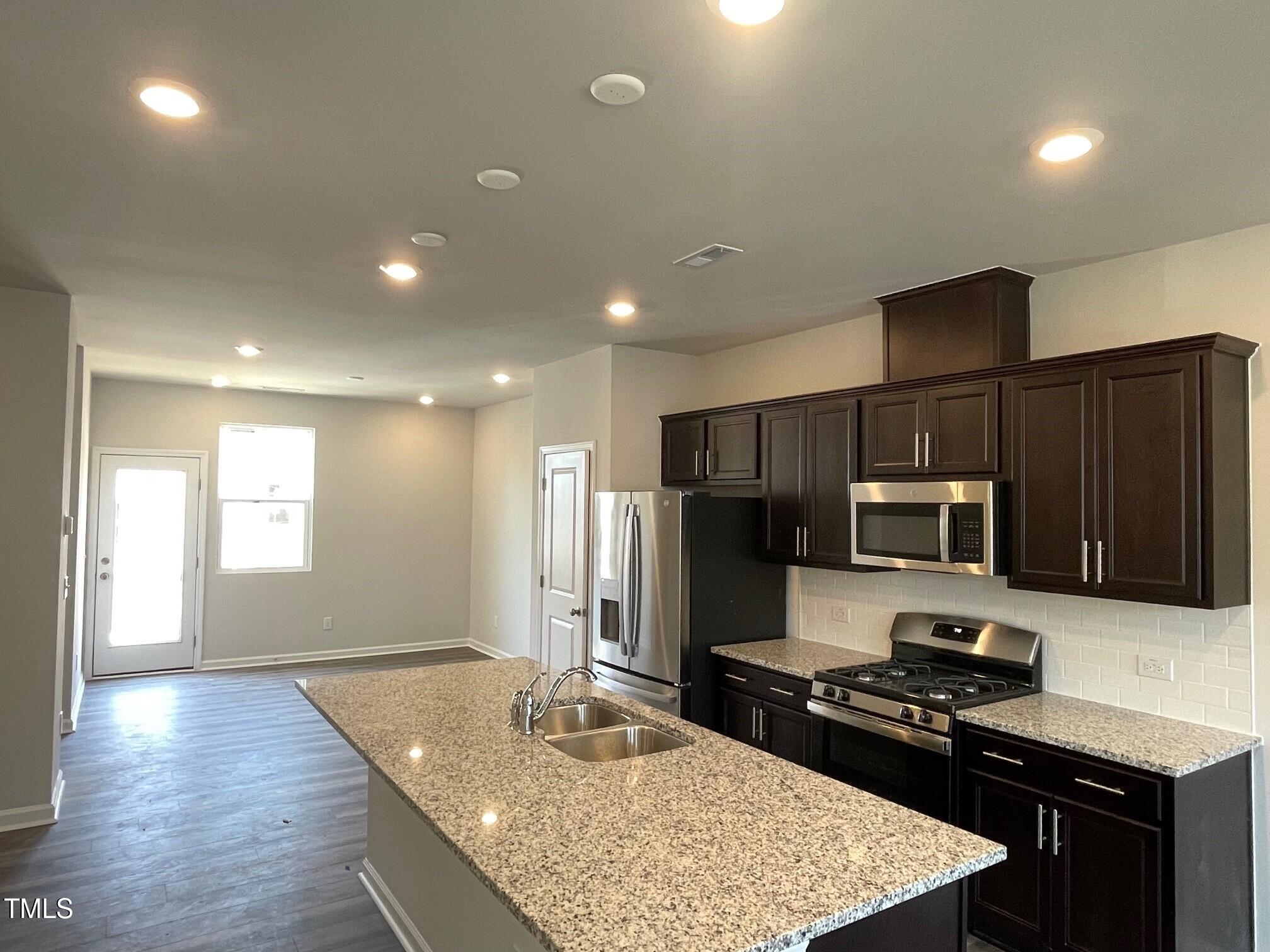 4002 Silver Oak Lane 96