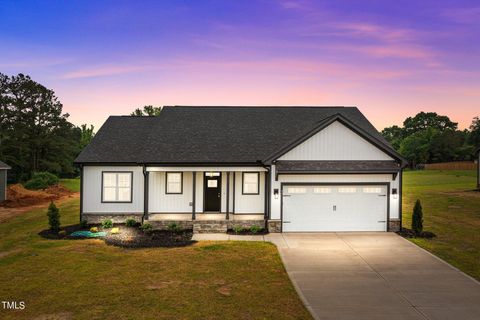 Single Family Residence in Youngsville NC 40 Weathered Oak Way.jpg