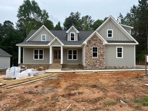 Single Family Residence in Fuquay Varina NC 336 Deer Tail Lane.jpg