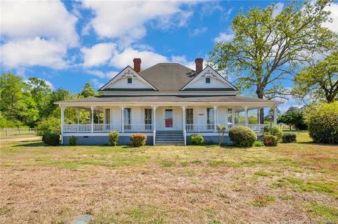 5125 Maxwell Road Autryville NC 28318