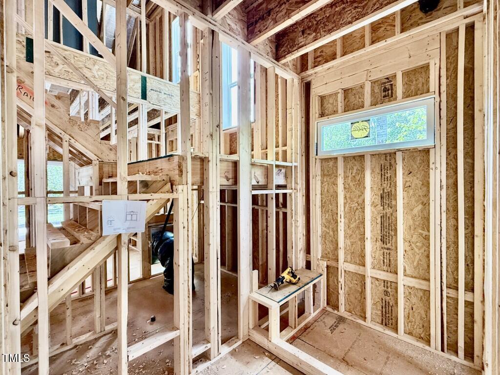 1218 Kingwood Drive