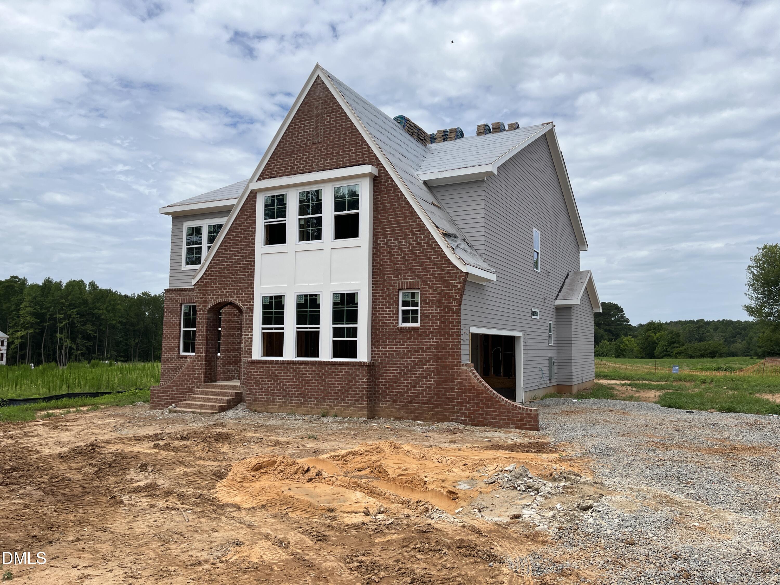 153 Isabelle Valley Drive