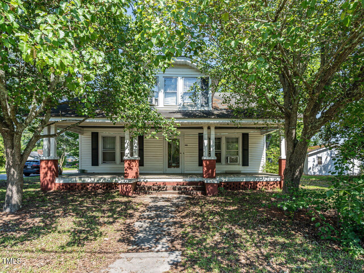 View Selma, NC 27576 house