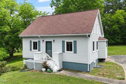 524 N Occoneechee Street Hillsborough NC 27278