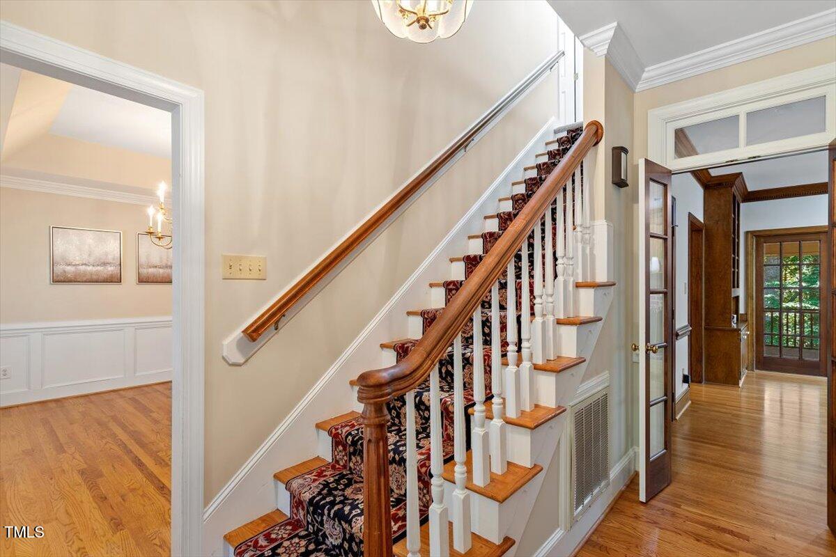 5528 Hawthorne Park