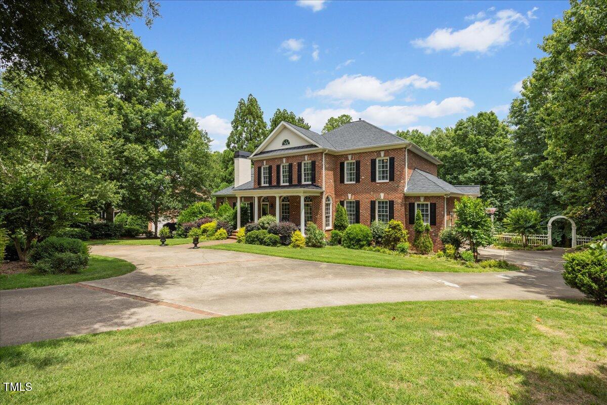 1009 Bentham Drive