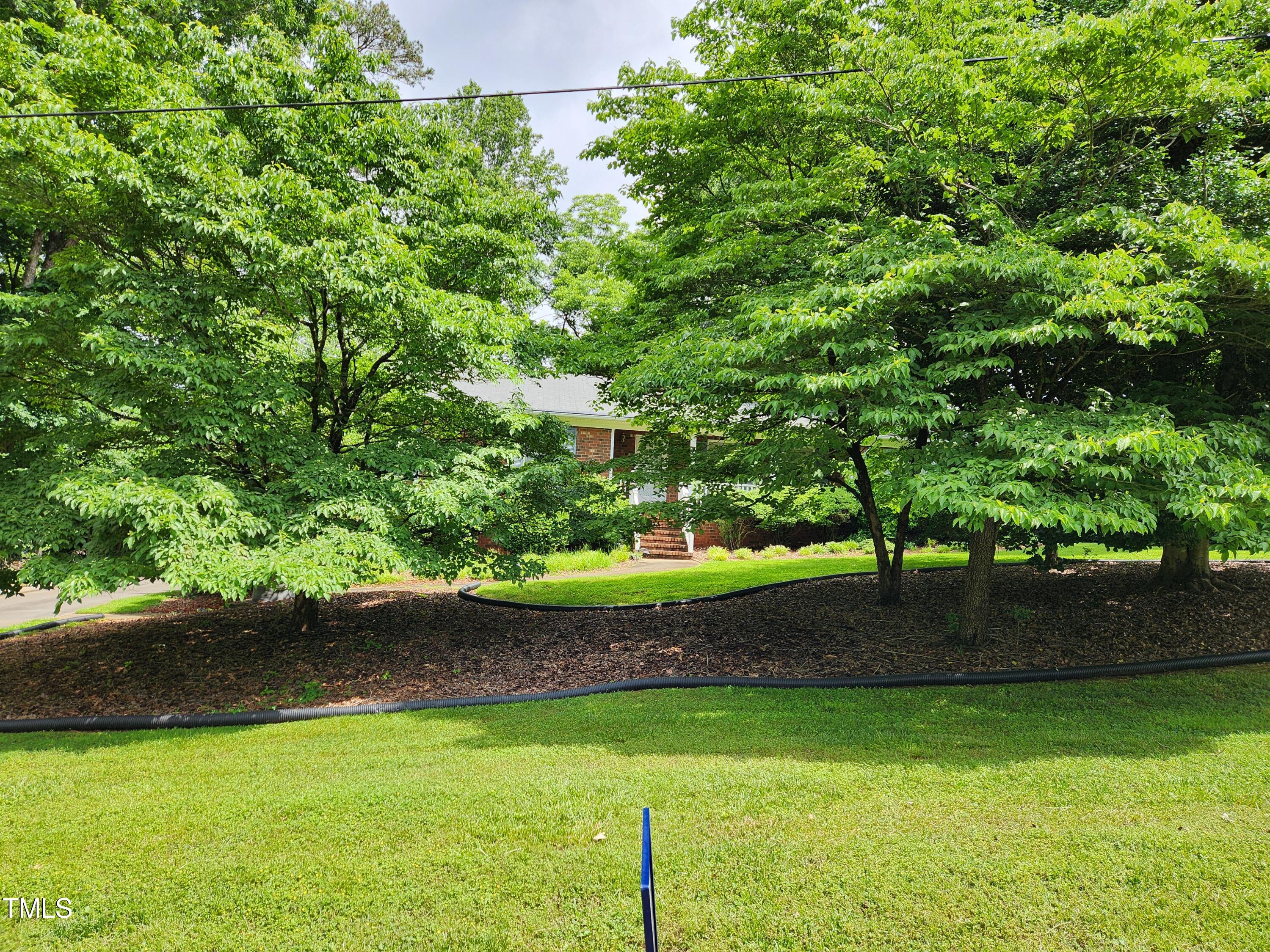 View Burlington, NC 27215 house