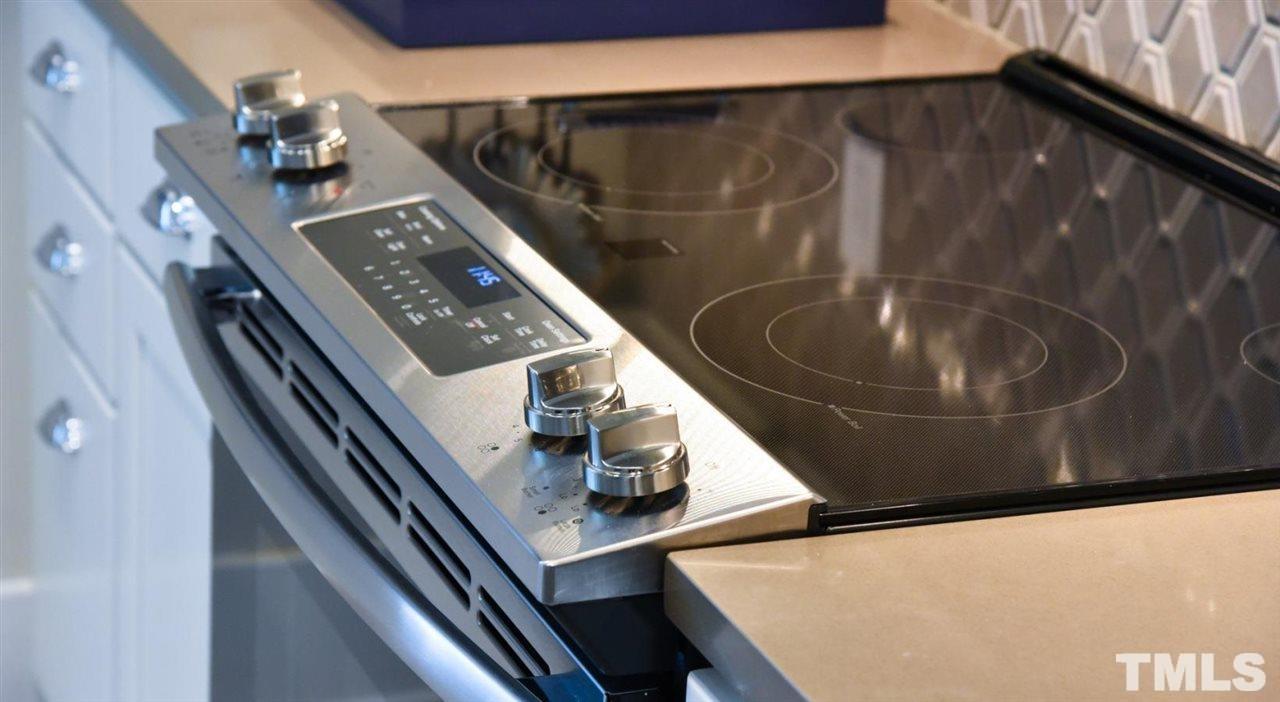 Chapel Hill, North Carolina 27516, United States, 1 Bedroom Bedrooms, ,1 BathroomBathrooms,Residential,Active,43741