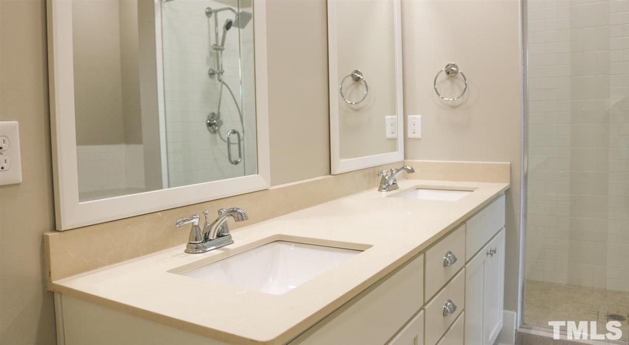 Chapel Hill, North Carolina 27516, United States, 1 Bedroom Bedrooms, ,1 BathroomBathrooms,Residential,Active,43741