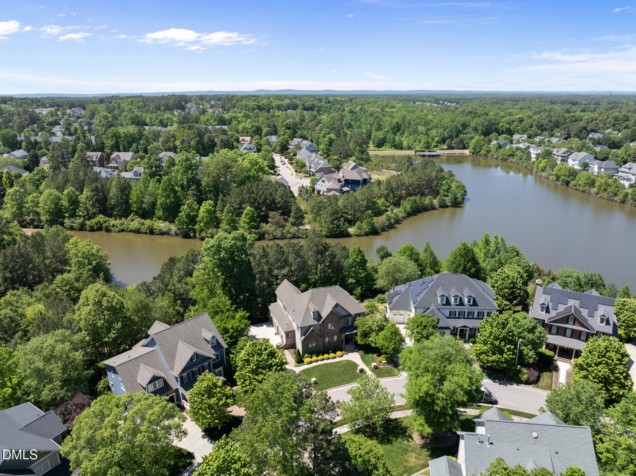 216 Walford Way