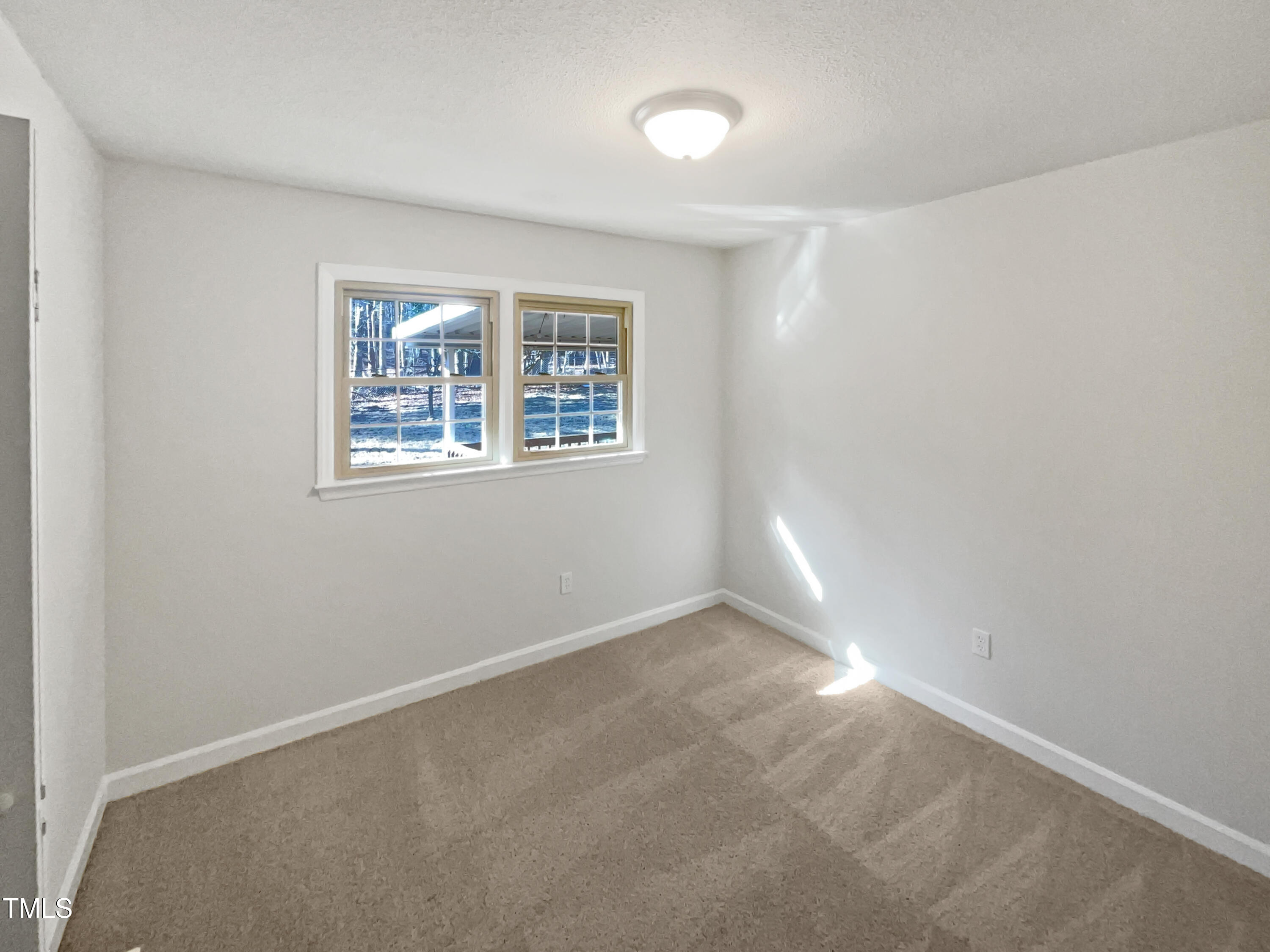 6423 Whitt Road