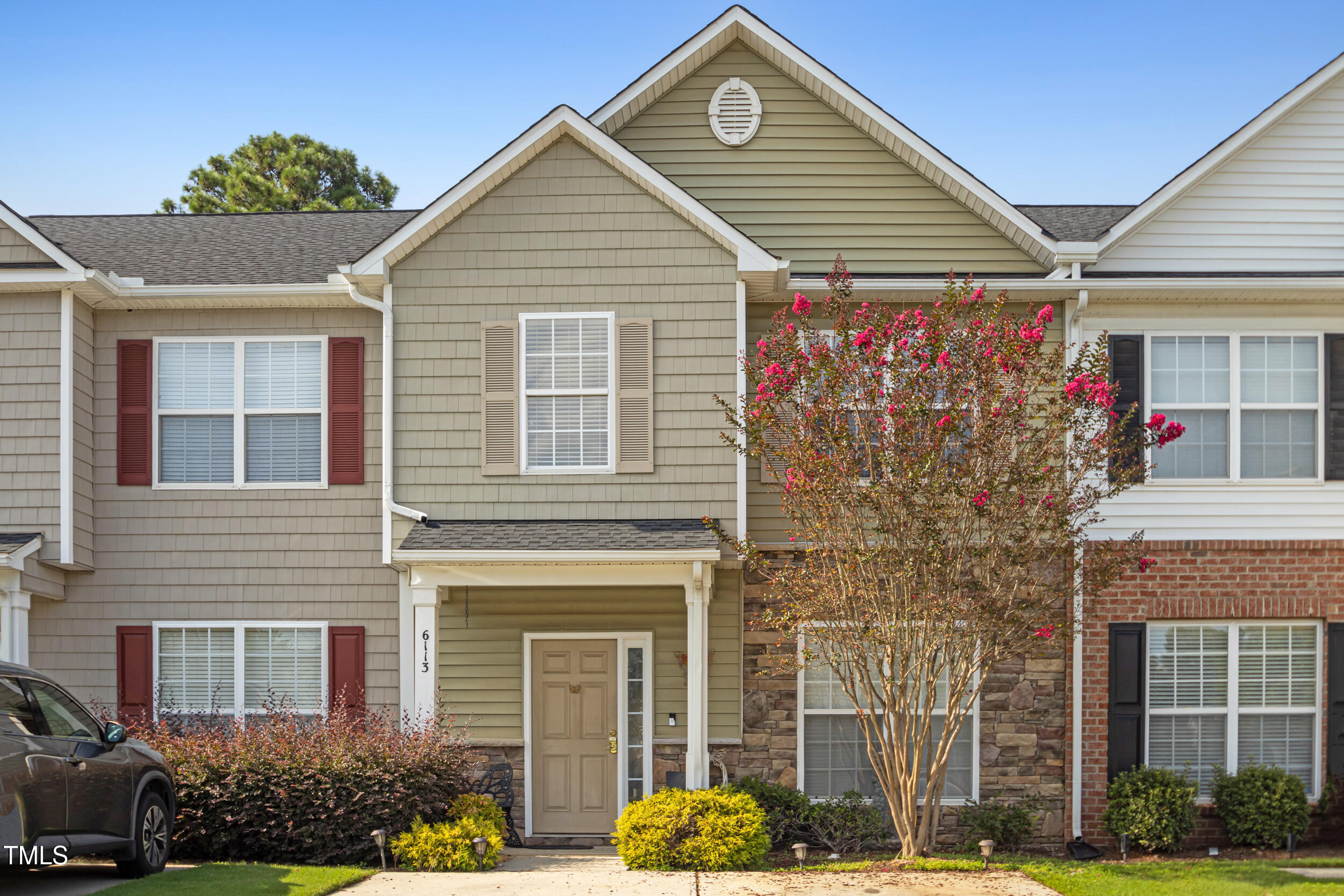 6113 Neuse Wood Drive