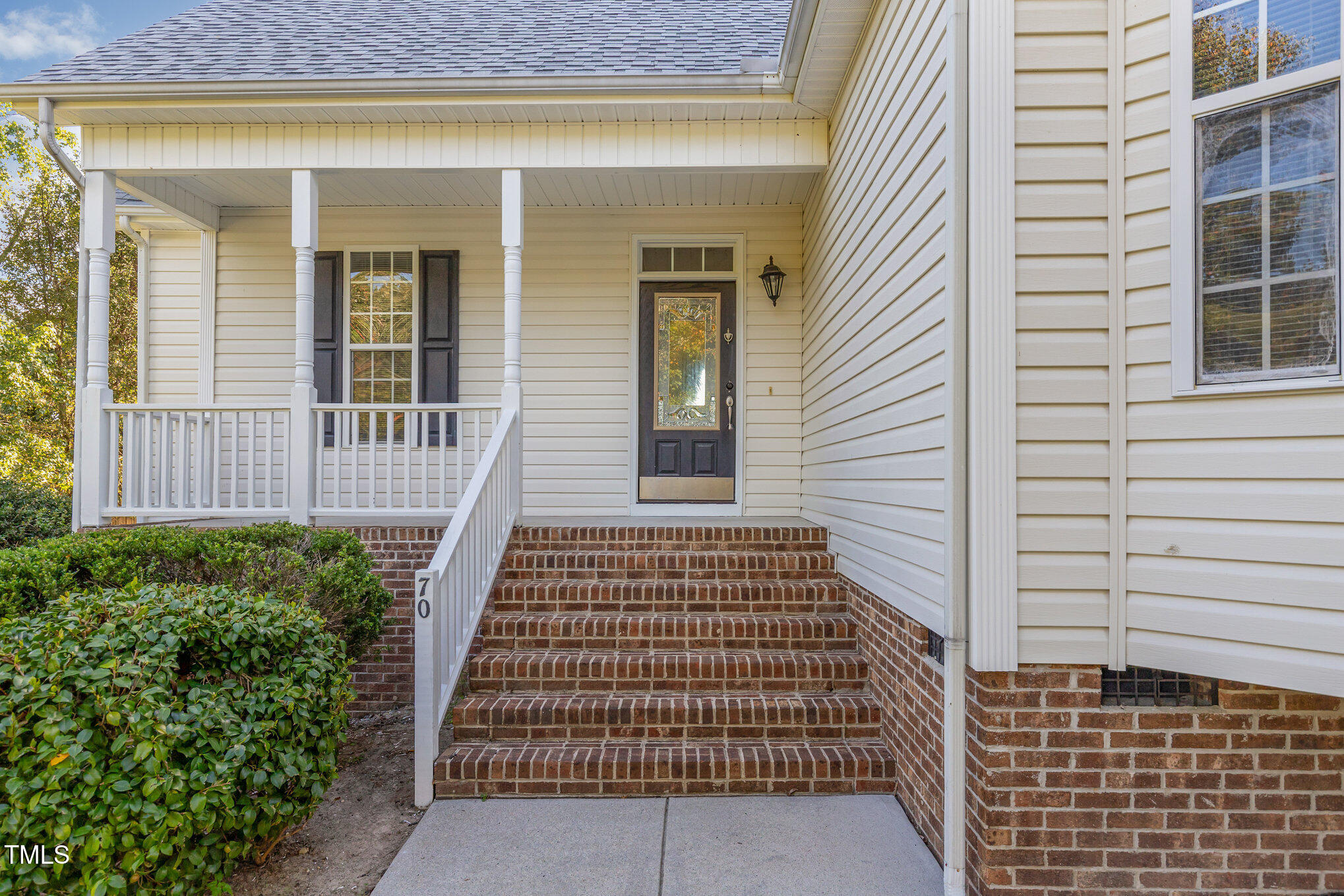 70 Oak Leaf Trail