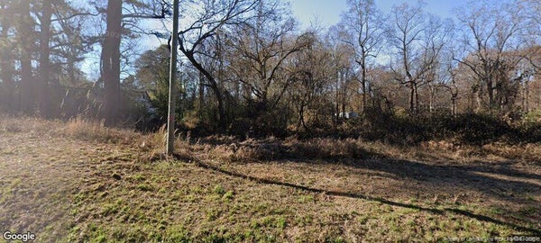445 FIRE DEPARTMENT RD, CLAYTON, NC 27527 - Image 76f390299403bd82881eee9b7c0d4e24/1219011206