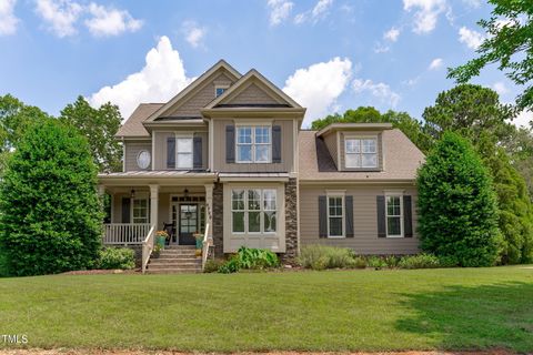 A home in Holly Springs