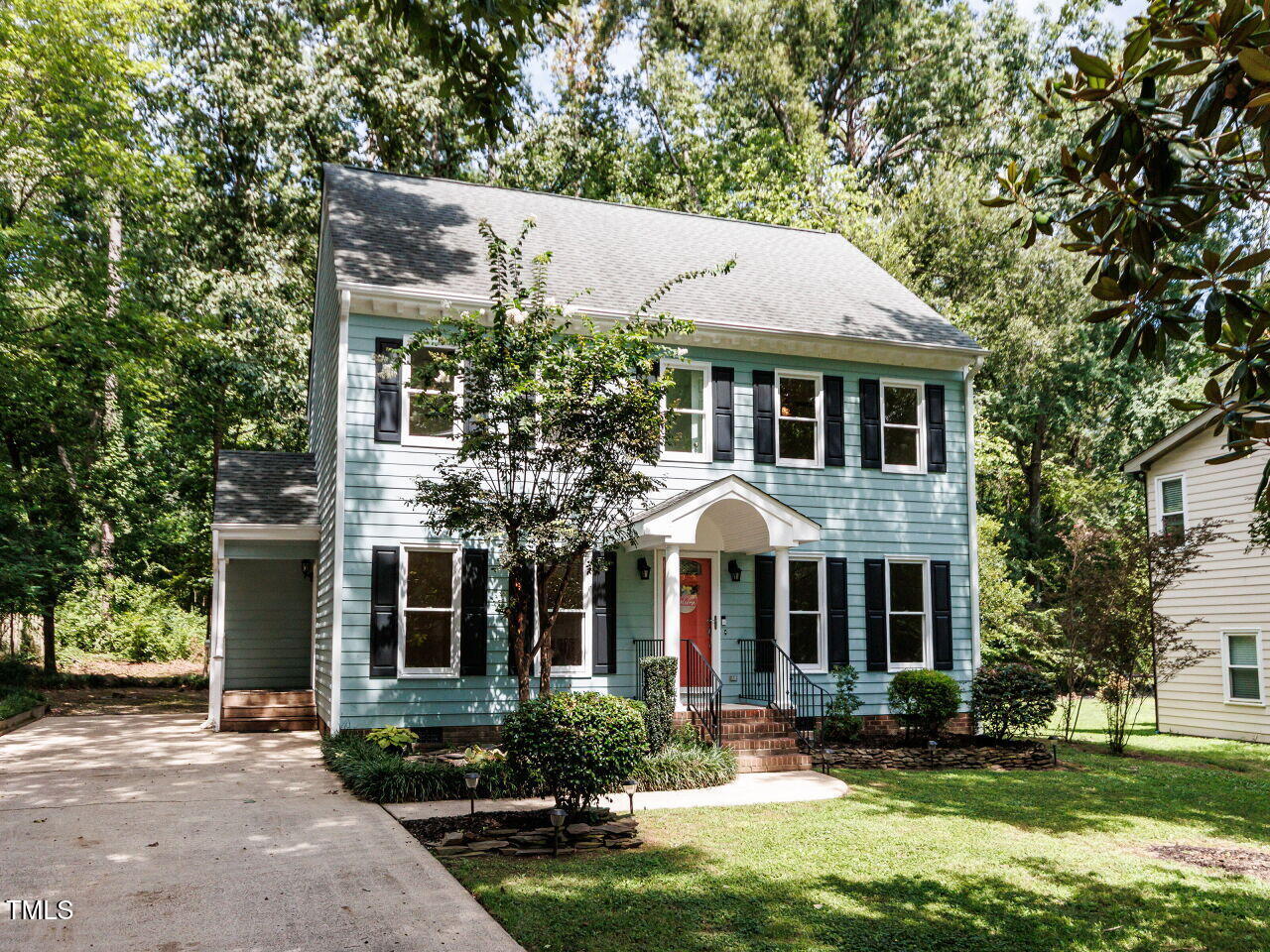 826 Oakwater Drive