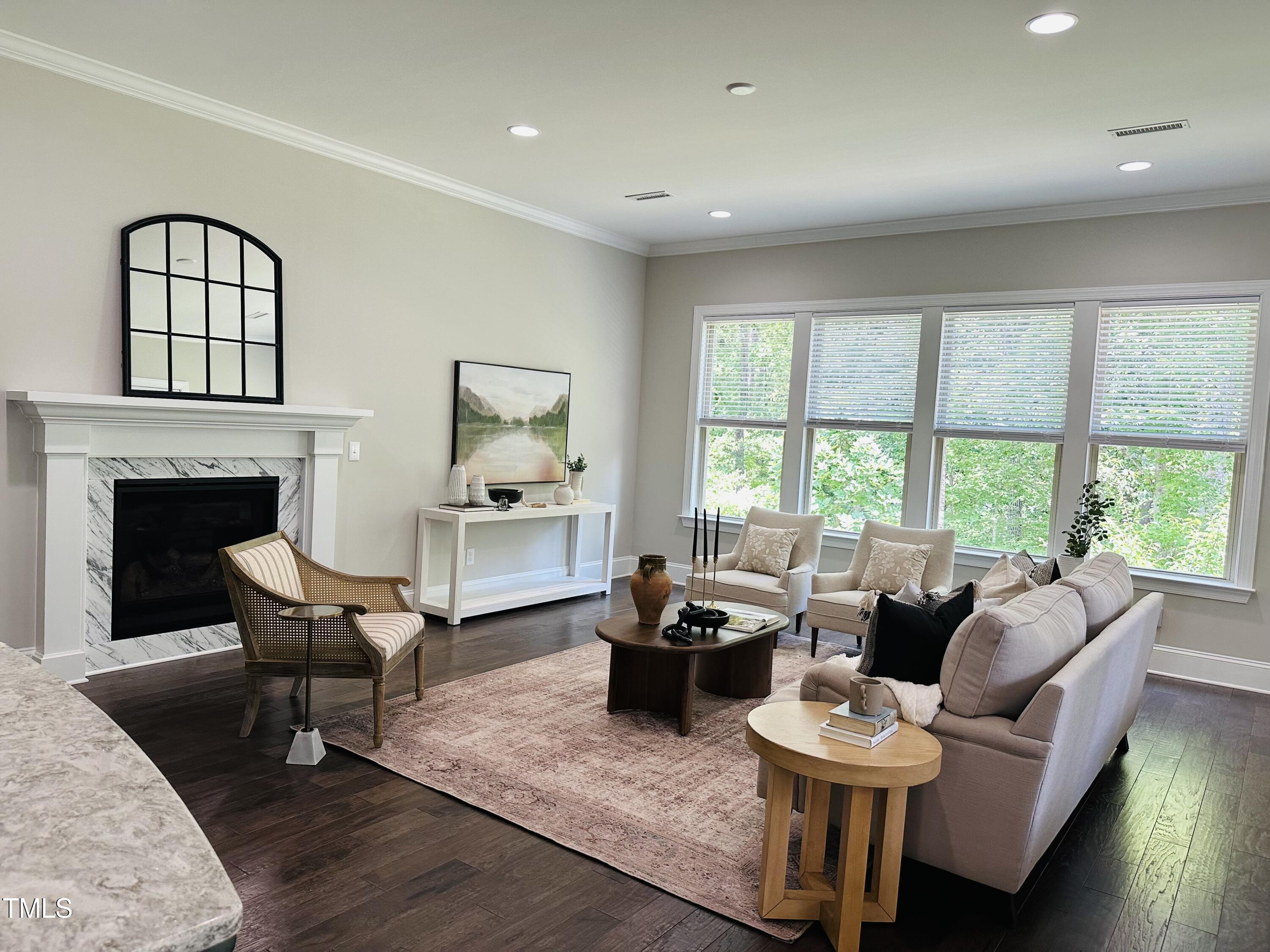 728 Peninsula Forest Place