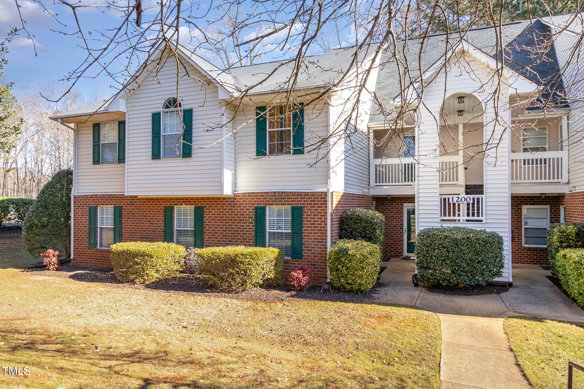 1221 Renshaw Court