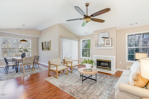 1221 Renshaw Court Cary NC 27518