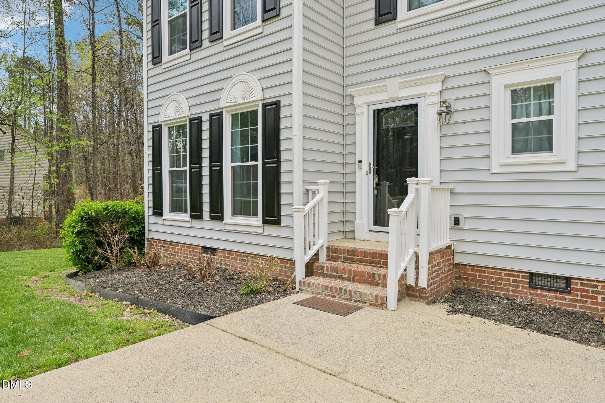 9305 Dominion Boulevard