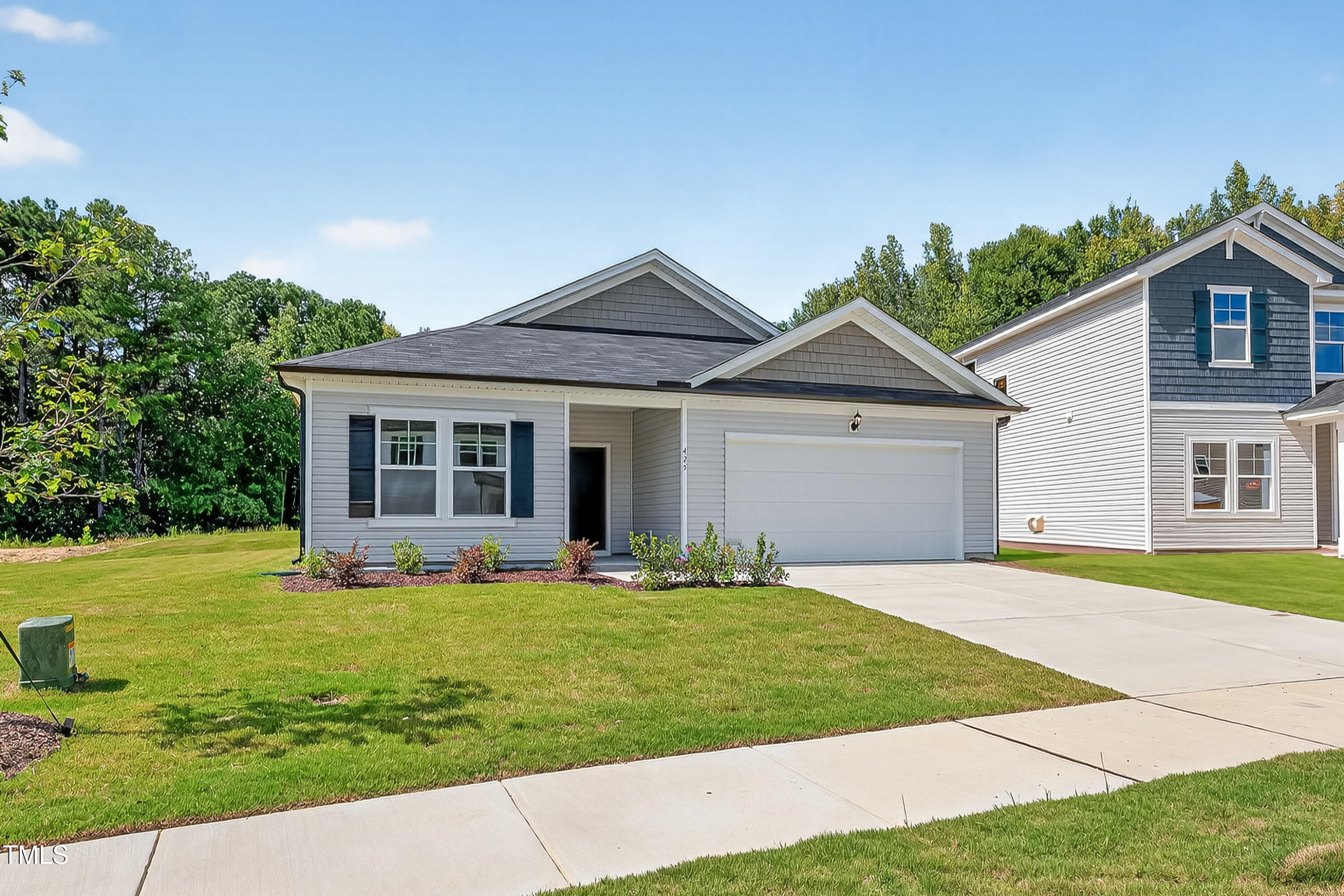 425 Hallingsfield Way