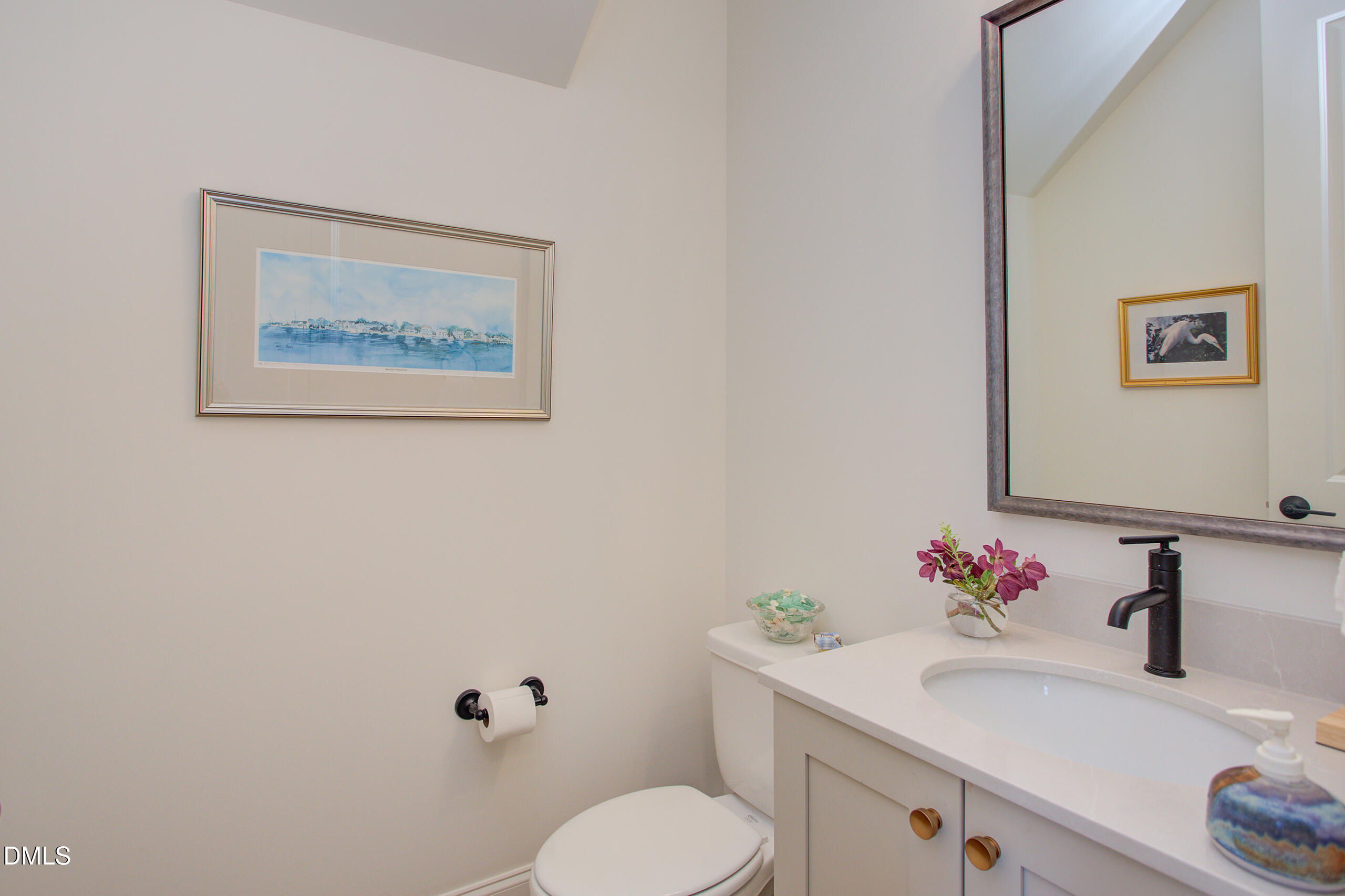 1028 Whitehall Circle