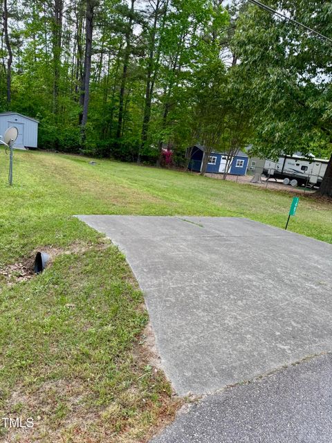 1481-1483 Sagamore Louisburg NC 27549